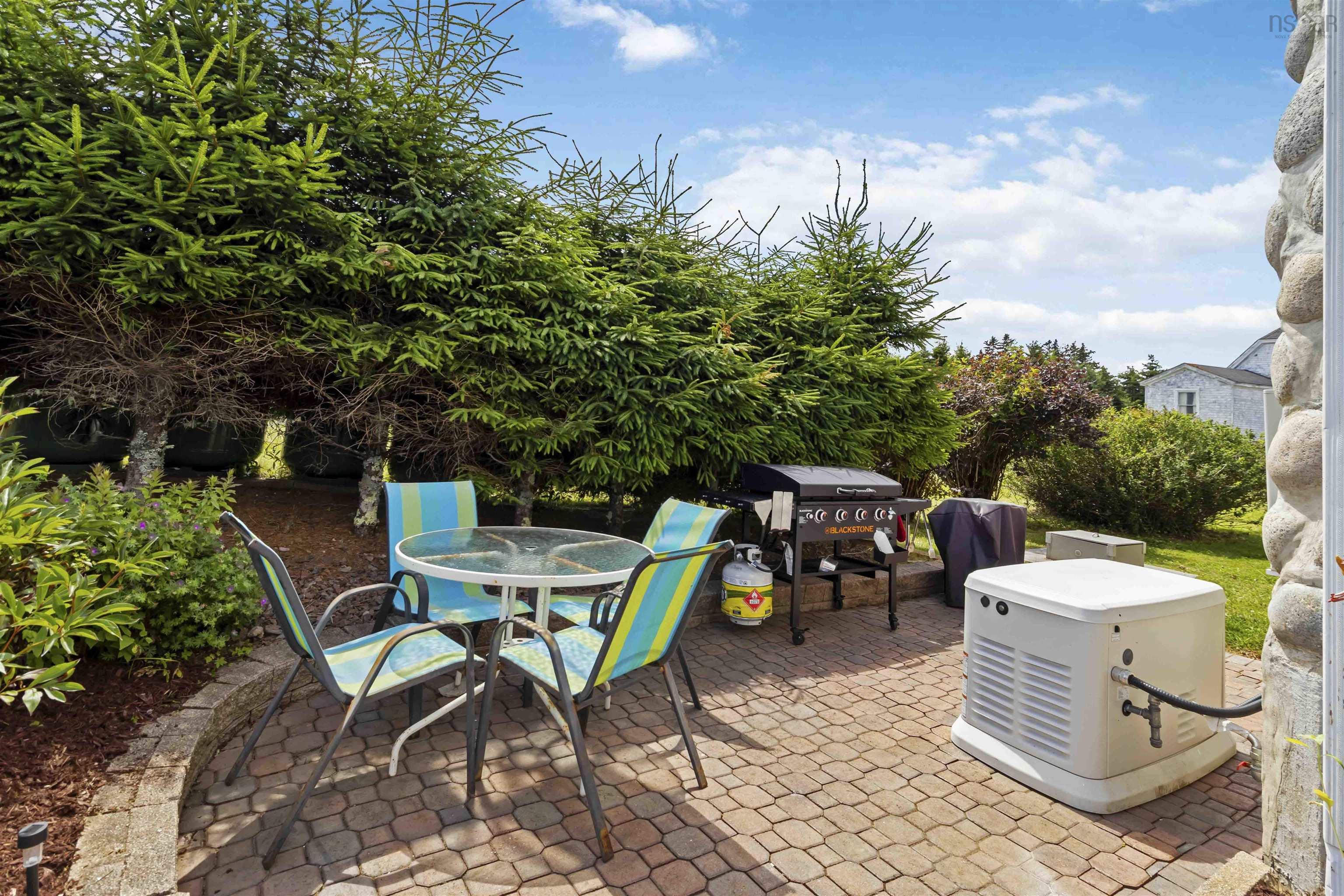 $699,900.00: 4027 331 Highway, Dublin Shore