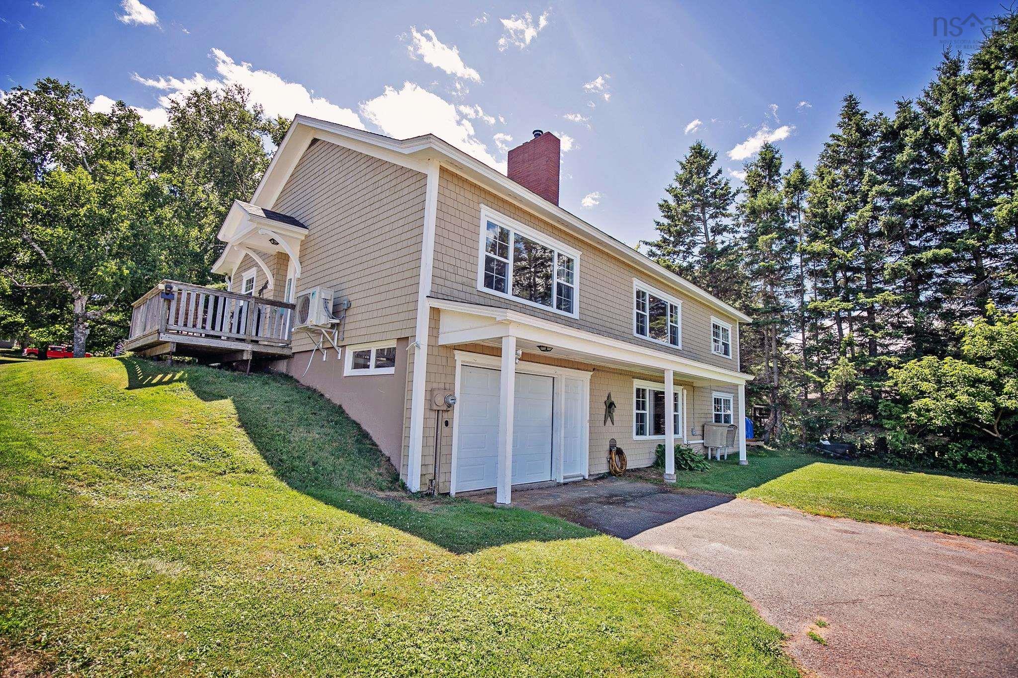 $539,900.00: 212 Victoria Street E, Amherst