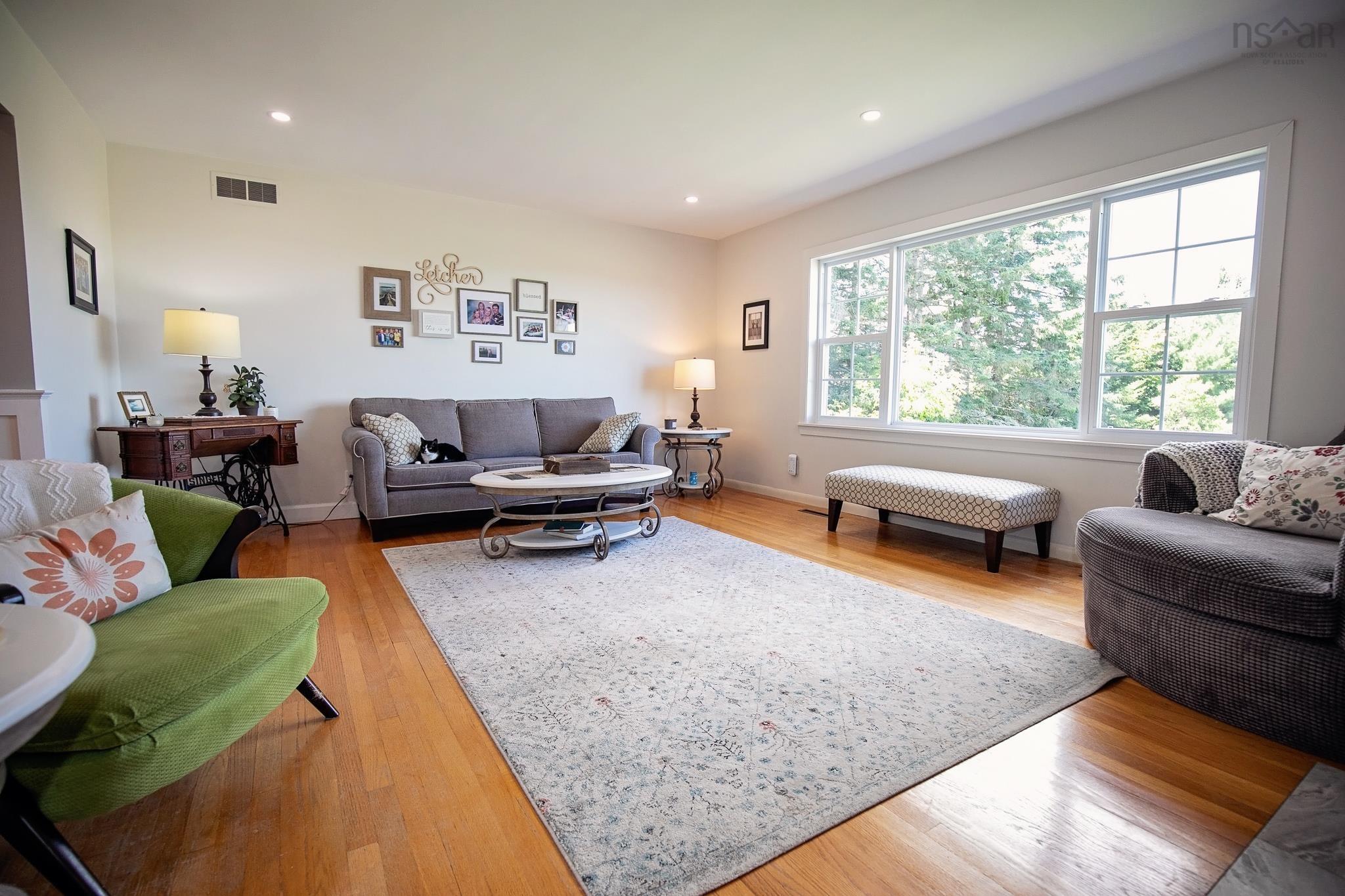 $539,900.00: 212 Victoria Street E, Amherst