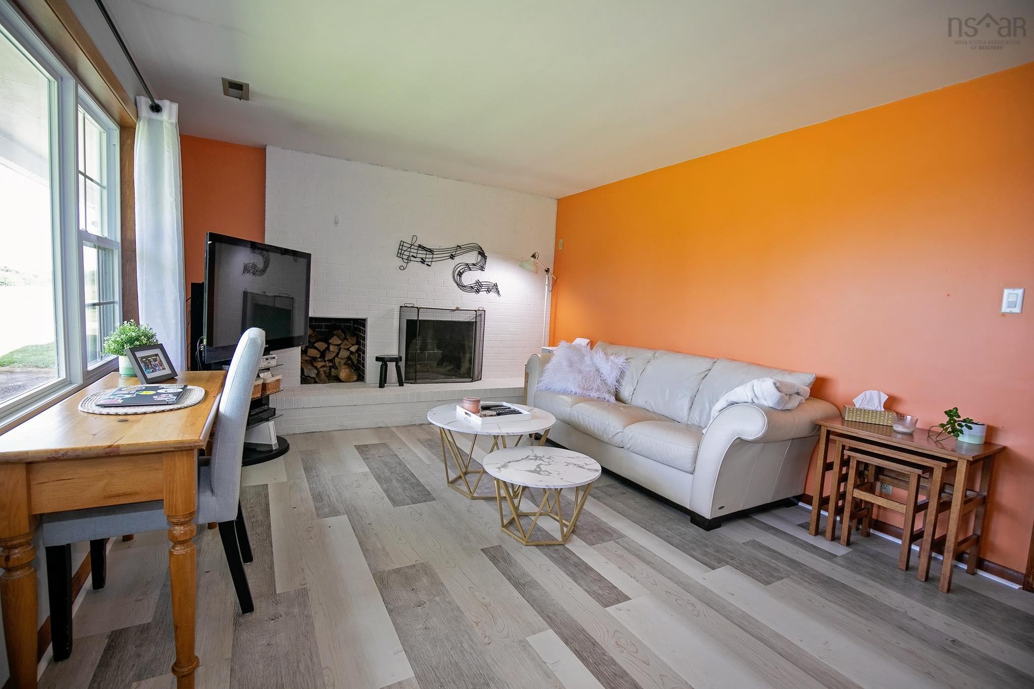 $539,900.00: 212 Victoria Street E, Amherst