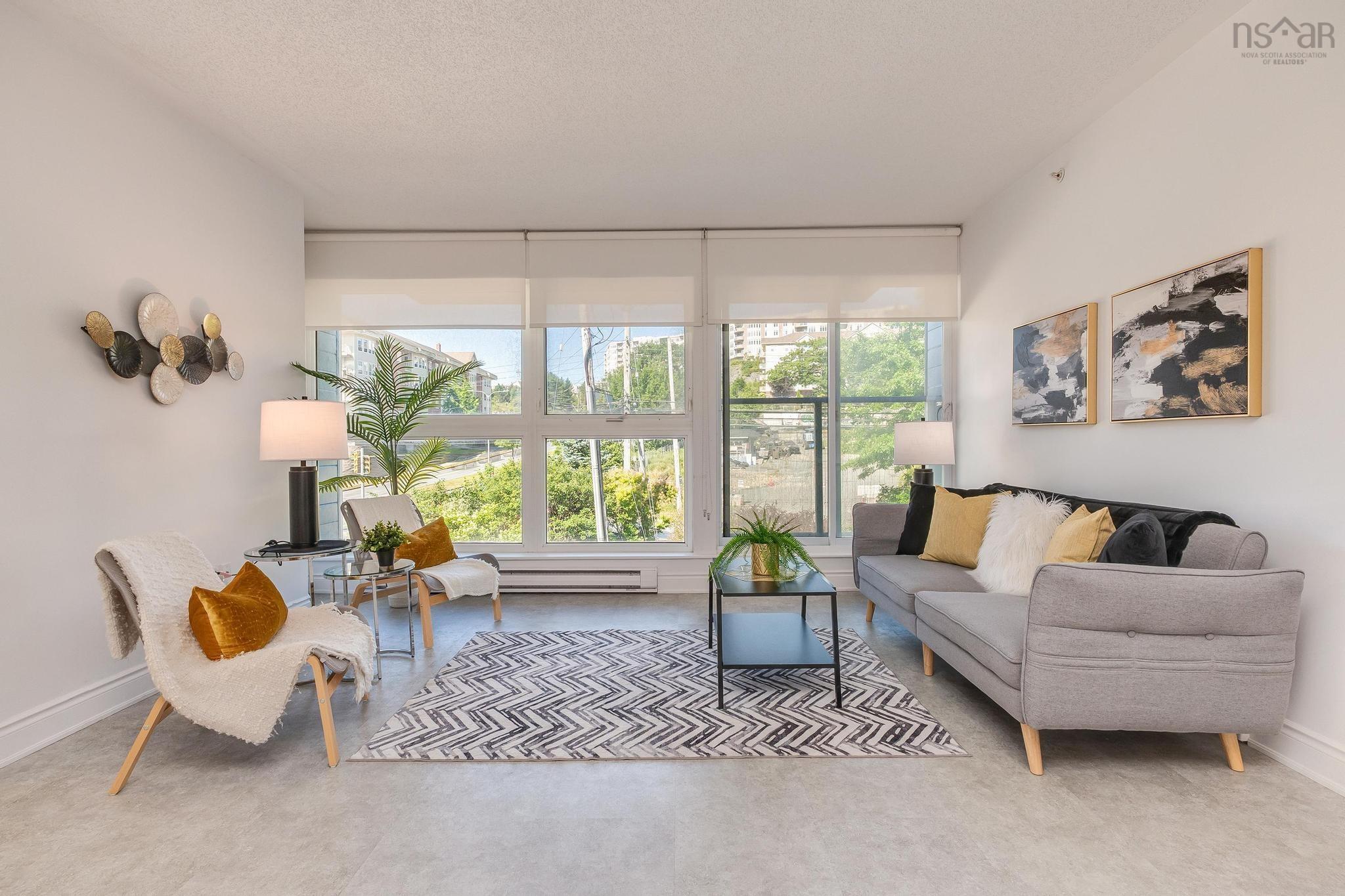 $385,000.00: 209 647 Bedford Highway, Bedford