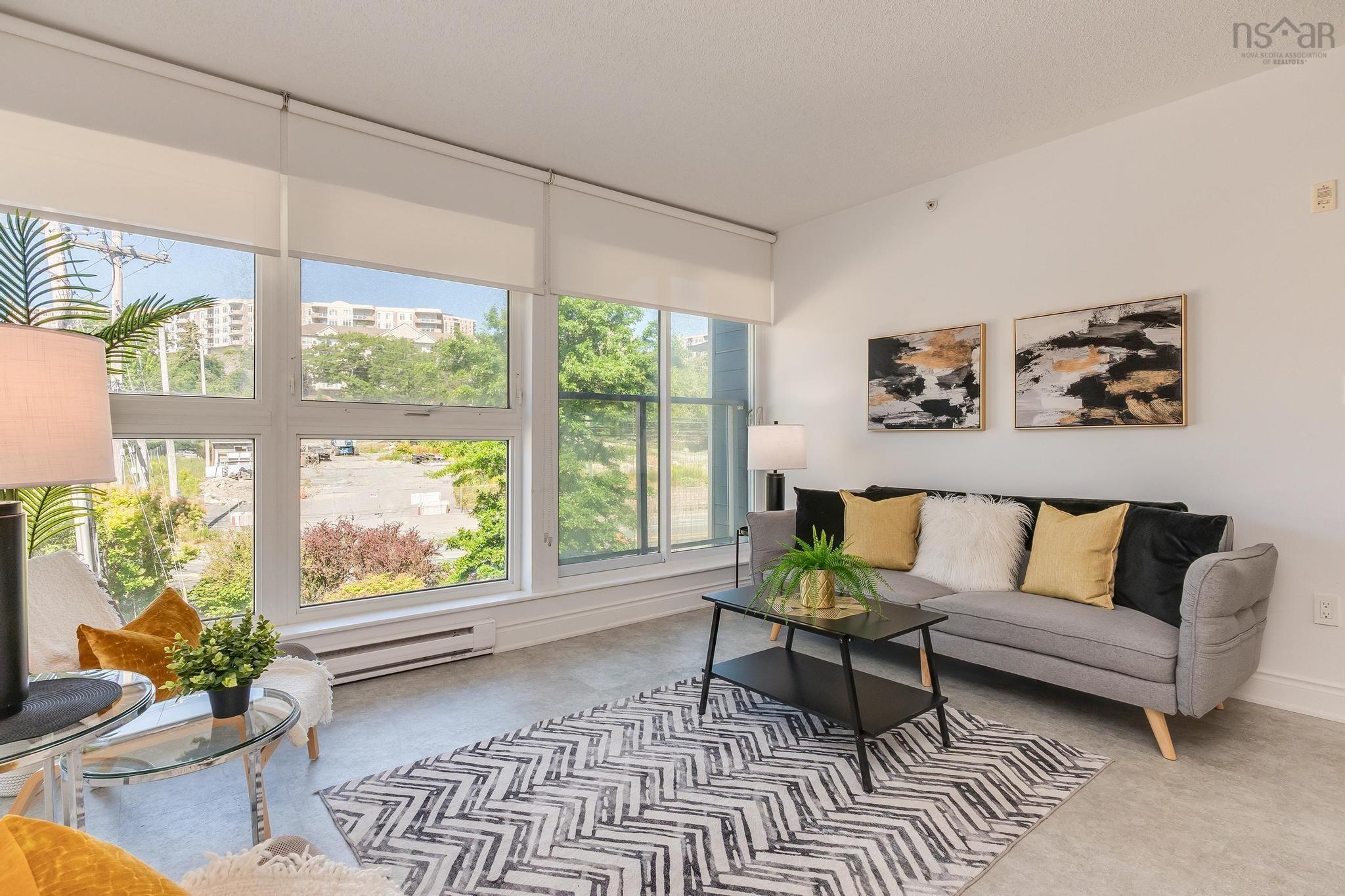 $385,000.00: 209 647 Bedford Highway, Bedford