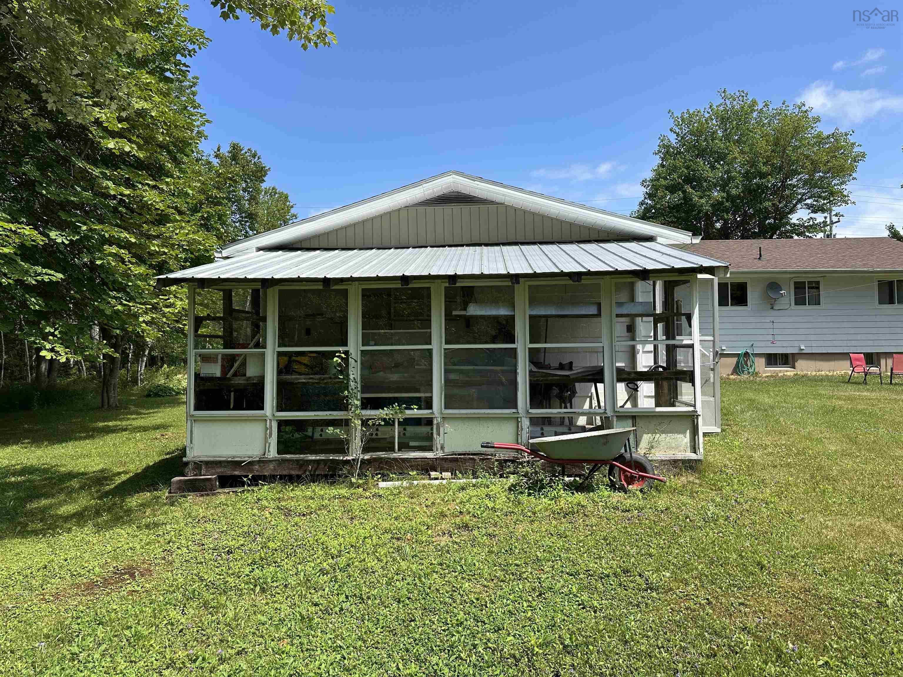 $299,000.00: 1167 Keltic Drive, North West Arm