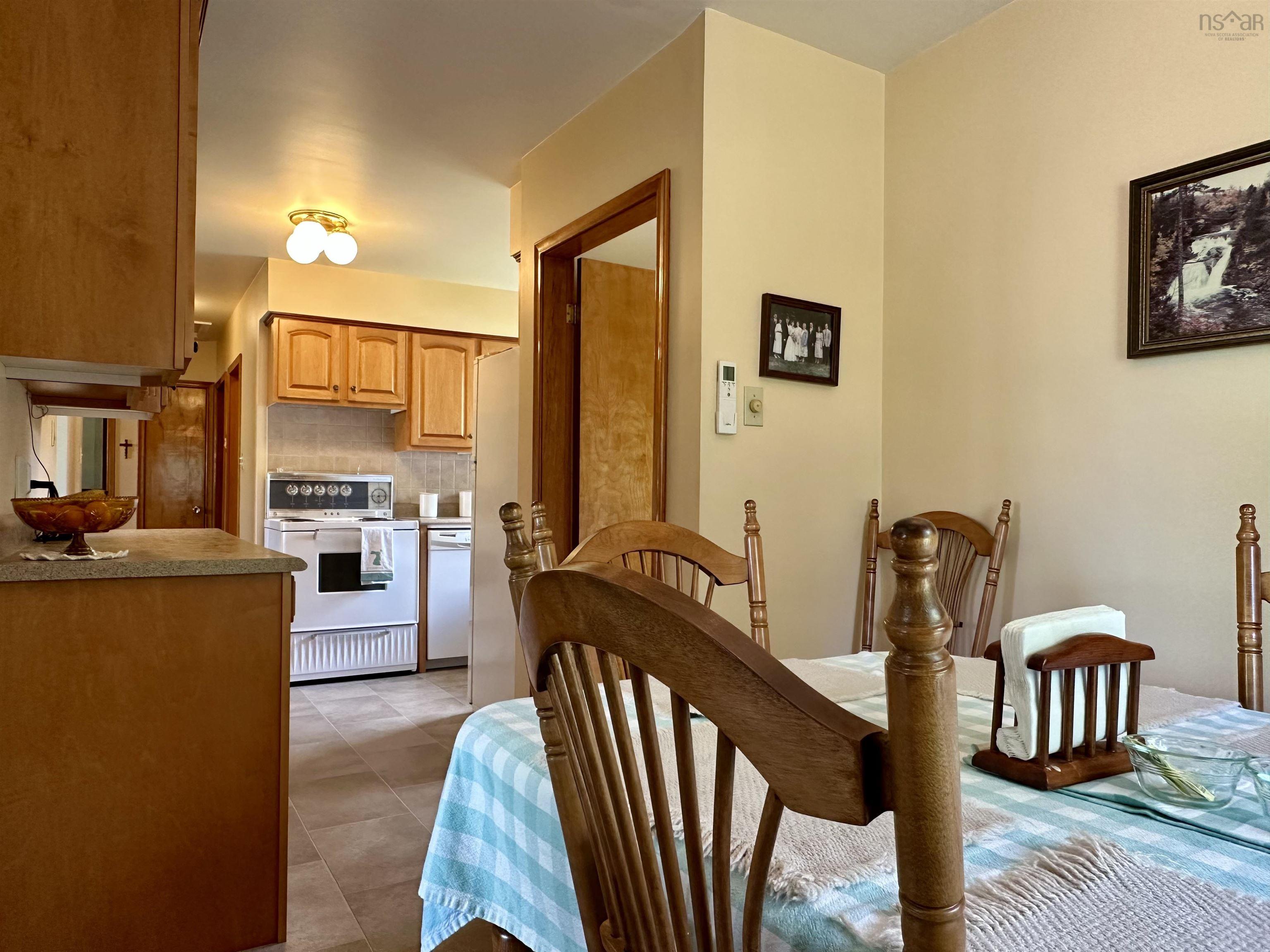 $299,000.00: 1167 Keltic Drive, North West Arm