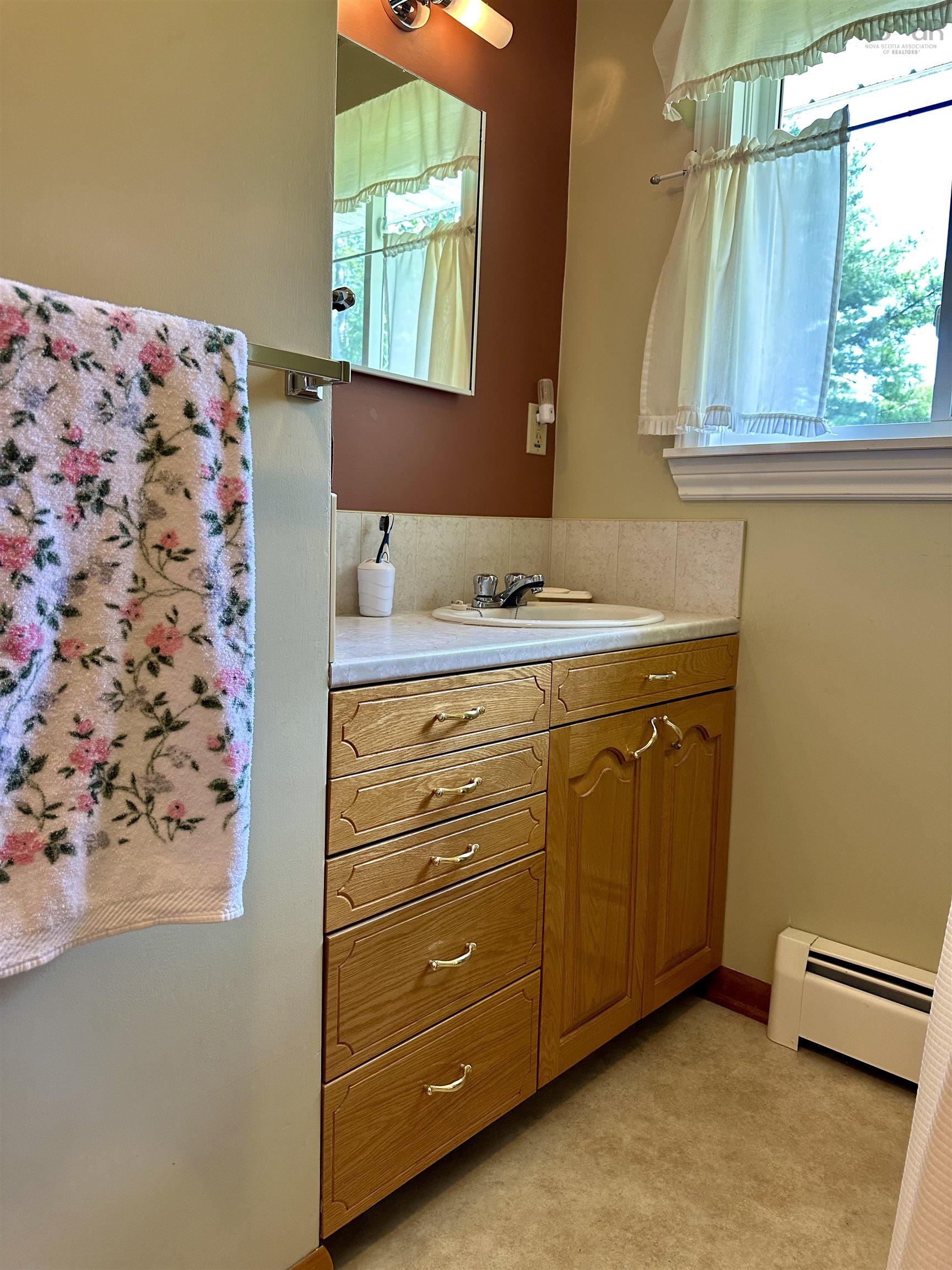 $299,000.00: 1167 Keltic Drive, North West Arm