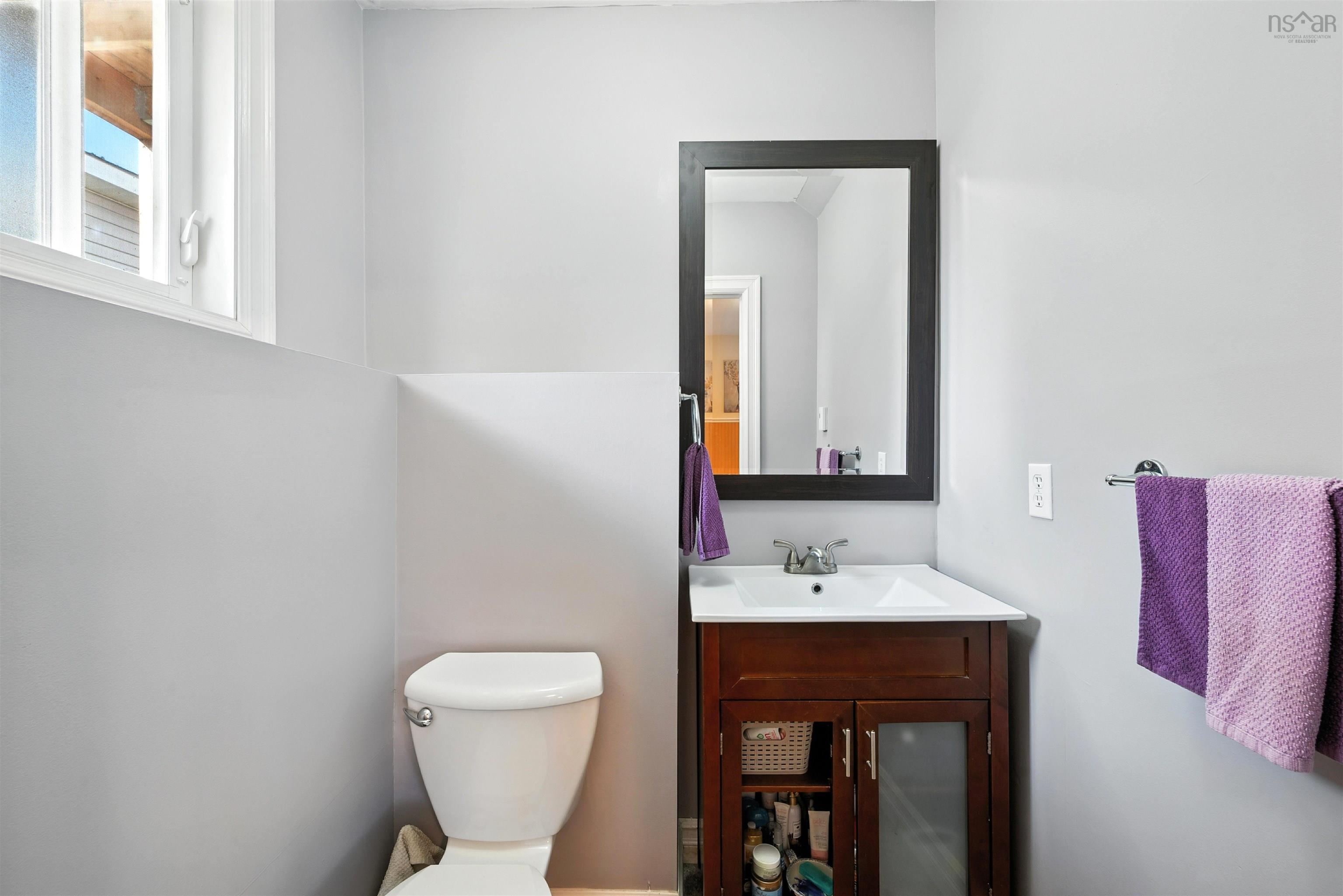 $465,000.00: 13 Viscaya Place, Dartmouth