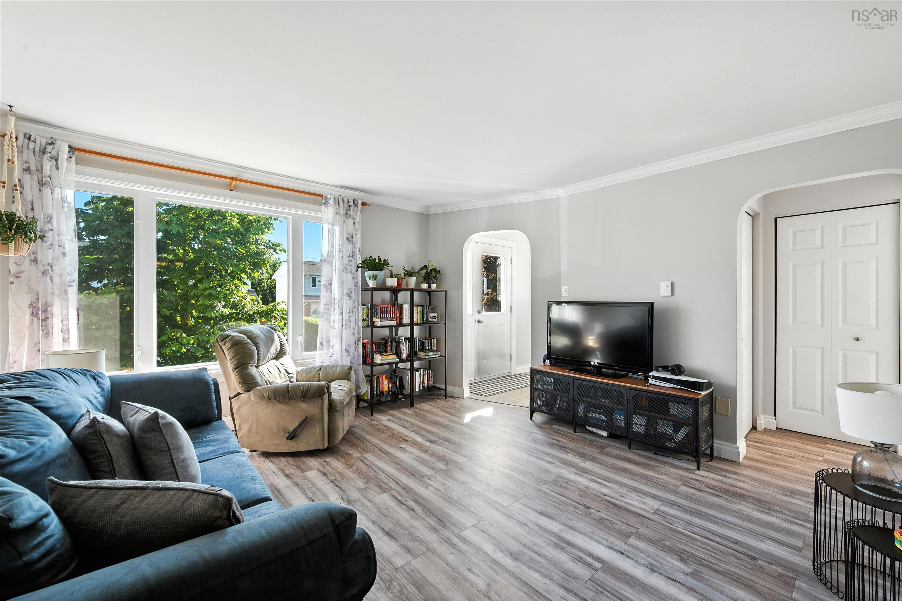 $465,000.00: 13 Viscaya Place, Dartmouth