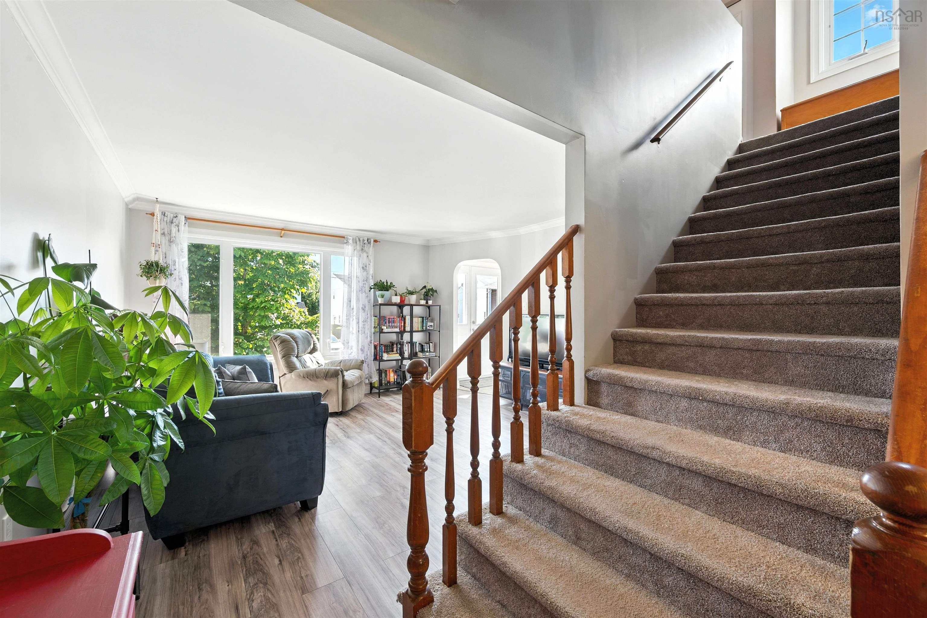 $465,000.00: 13 Viscaya Place, Dartmouth