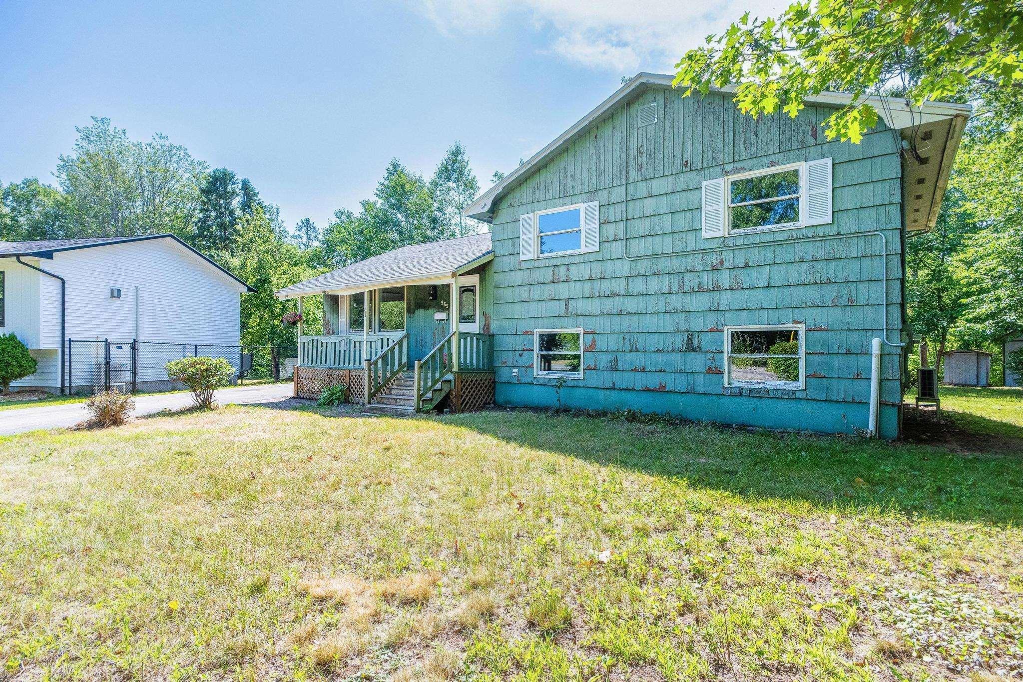 $290,000.00: 965 Labrador Lane, Greenwood