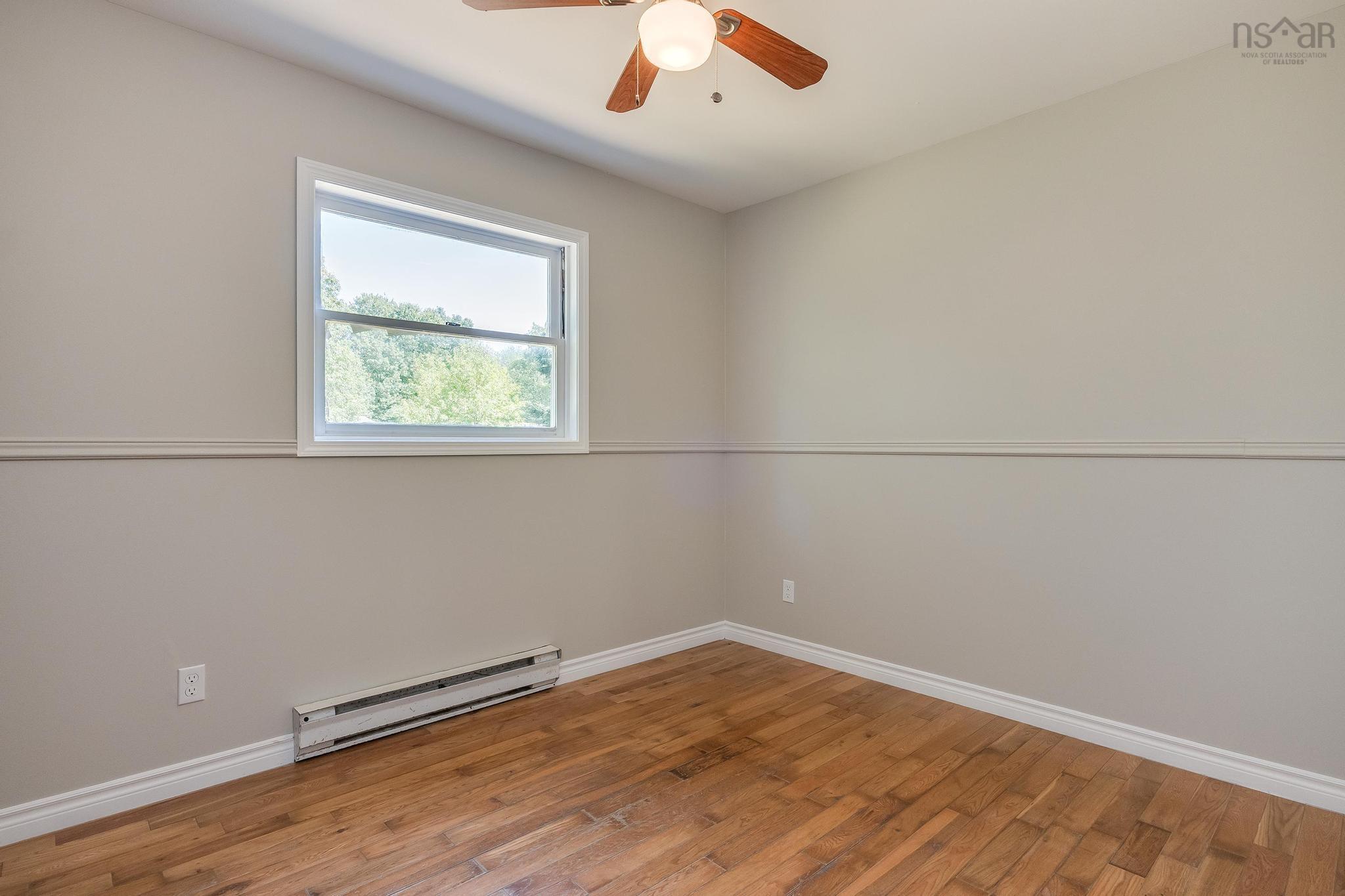 $290,000.00: 965 Labrador Lane, Greenwood