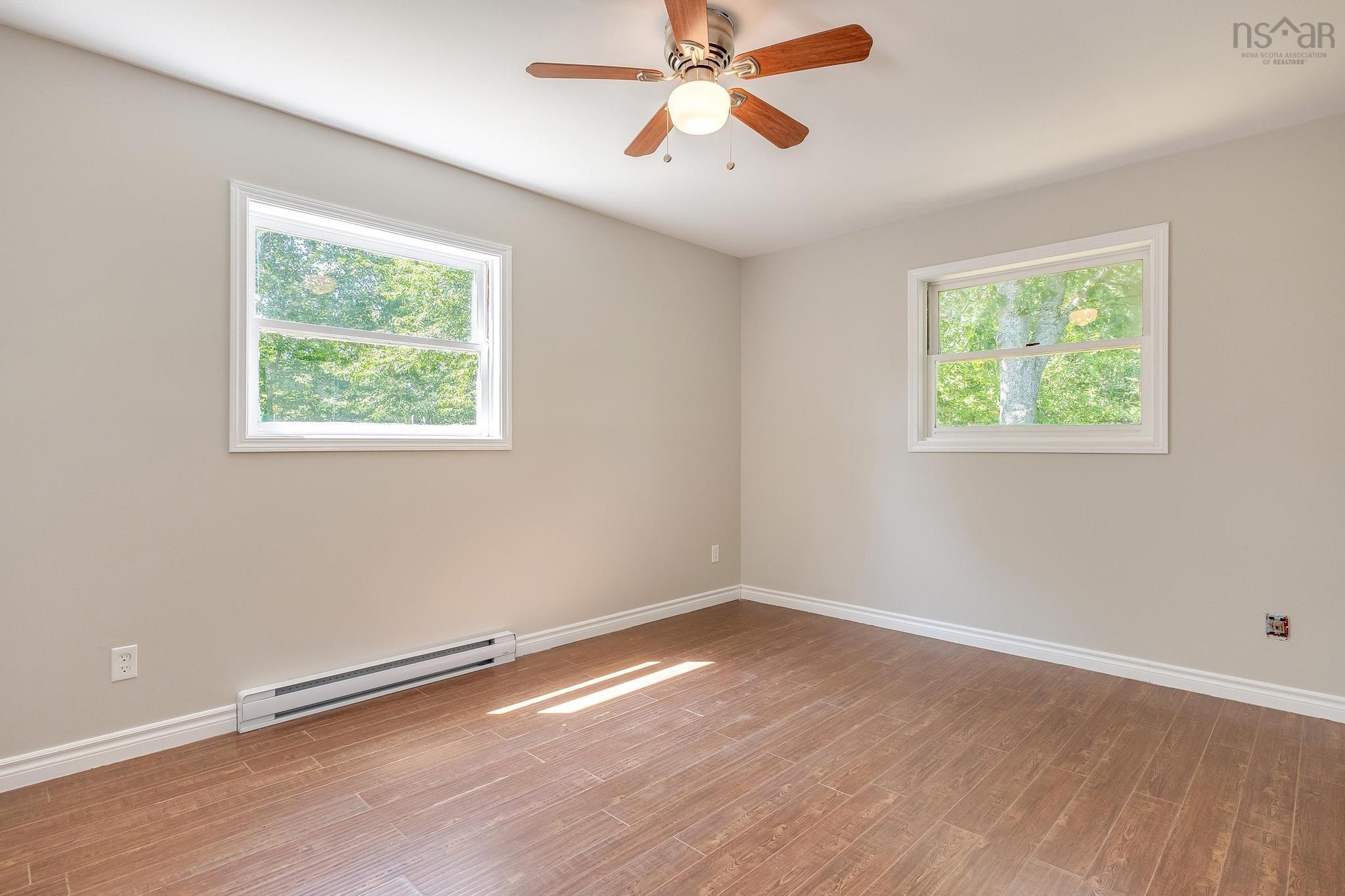 $290,000.00: 965 Labrador Lane, Greenwood