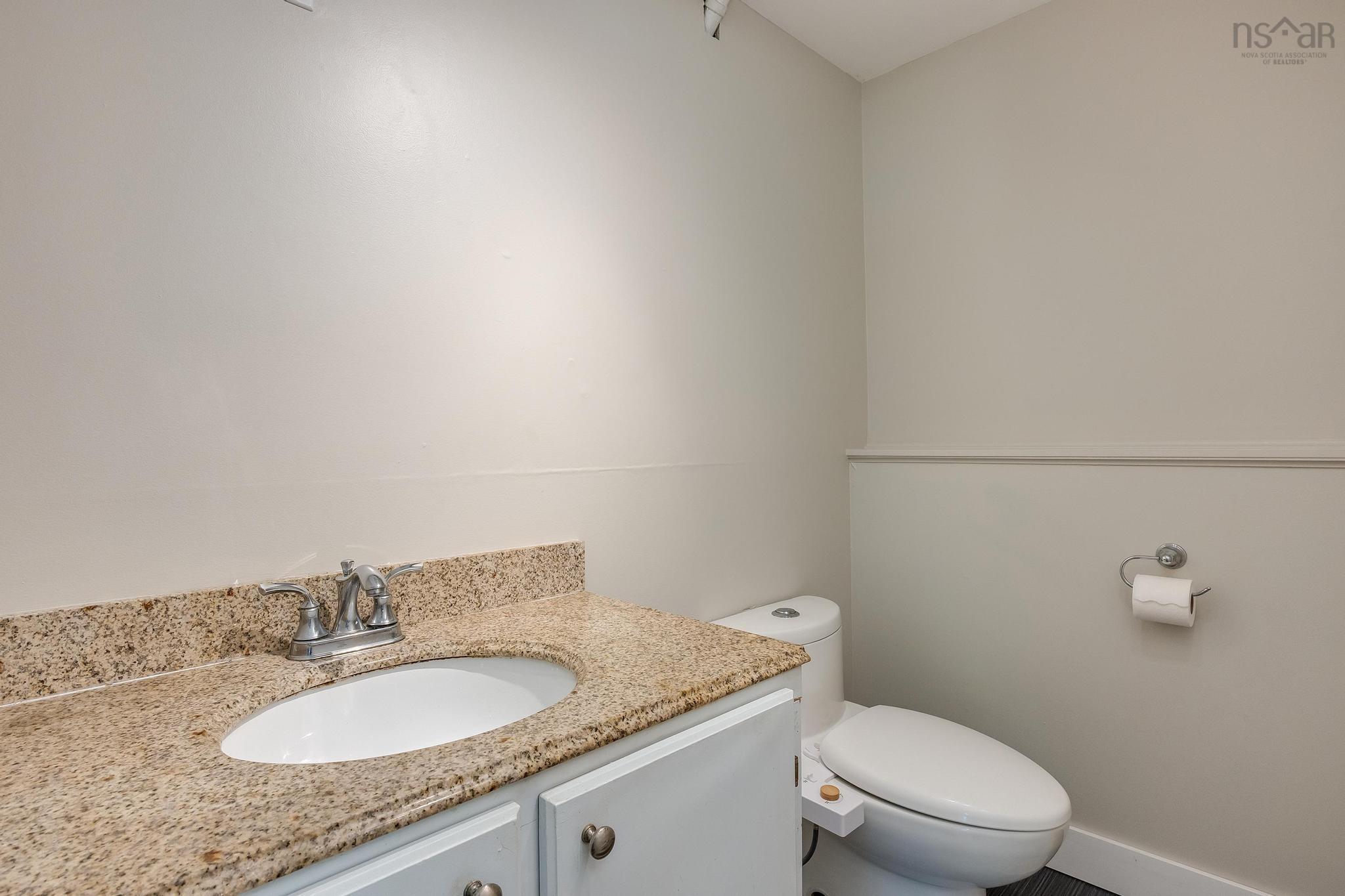 $290,000.00: 965 Labrador Lane, Greenwood