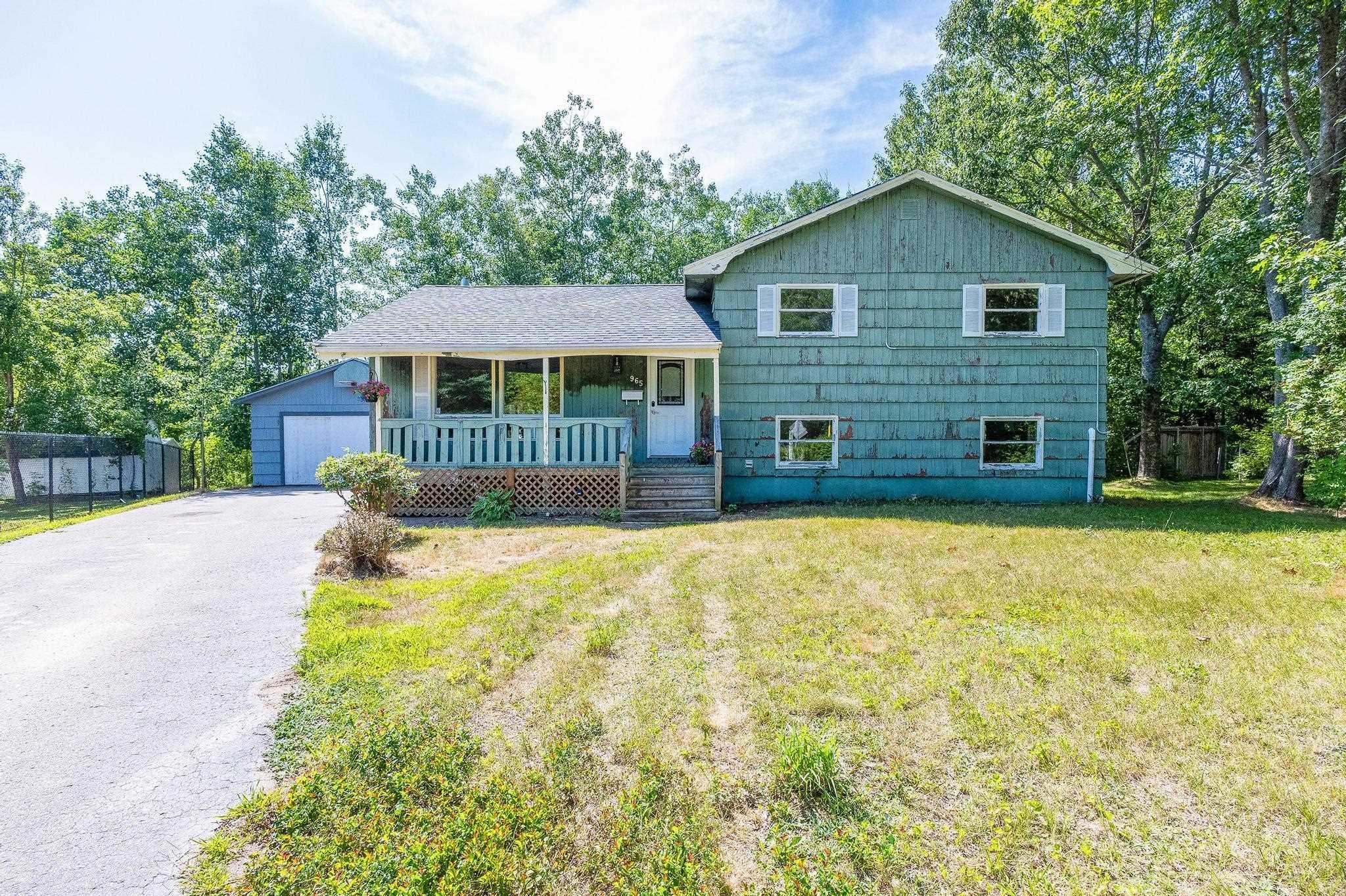 $290,000.00: 965 Labrador Lane, Greenwood