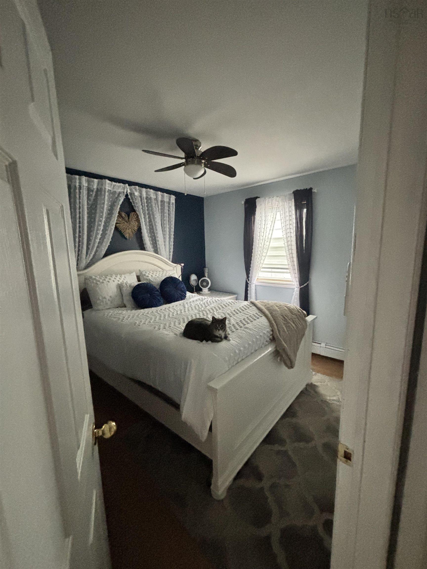 $499,900.00: 121 Pipers Lane, Inverside