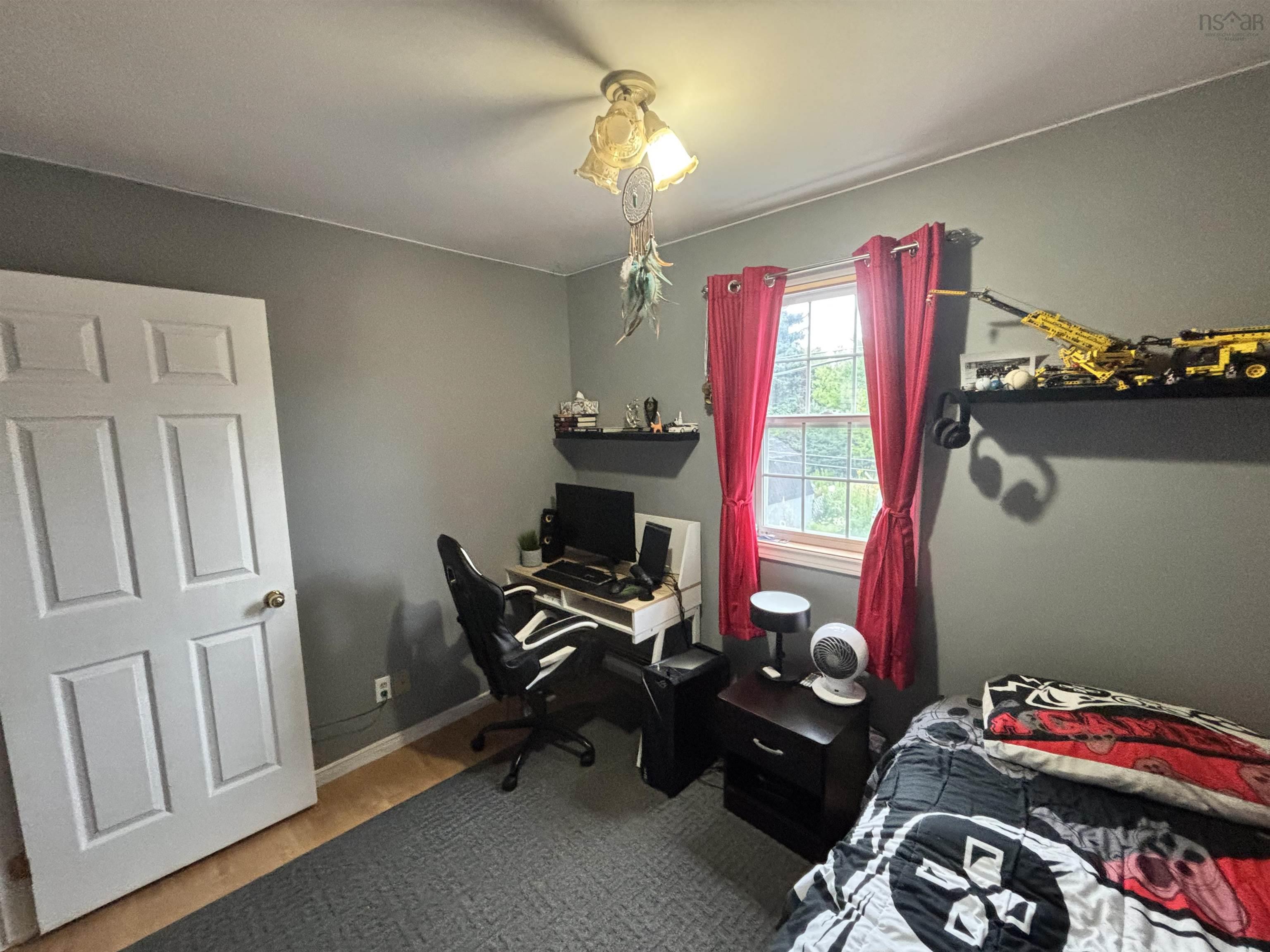 $499,900.00: 121 Pipers Lane, Inverside