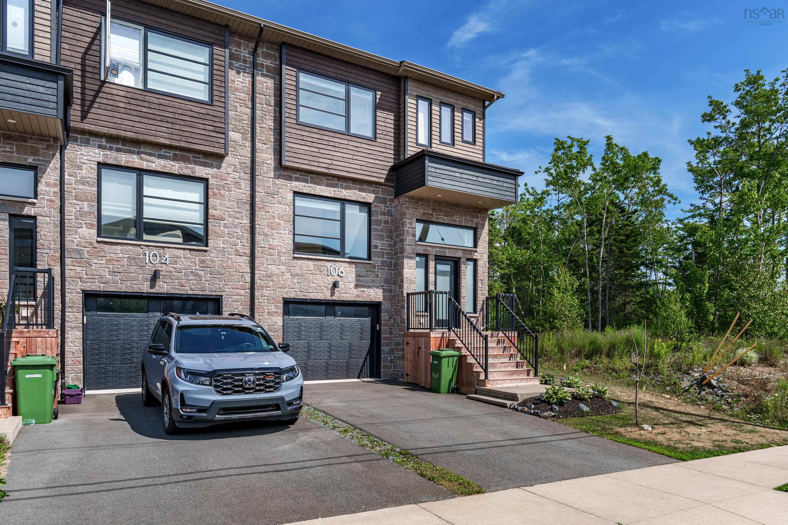 $689,000.00: 106 Tilbury Avenue, Bedford