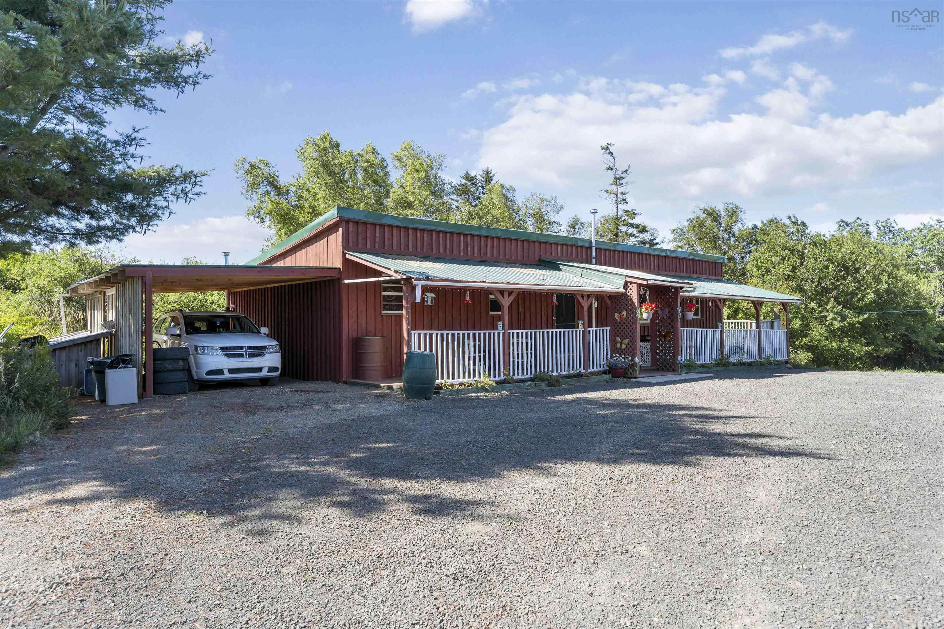 $249,000.00: 1049 Bloomfield Road, Bloomfield