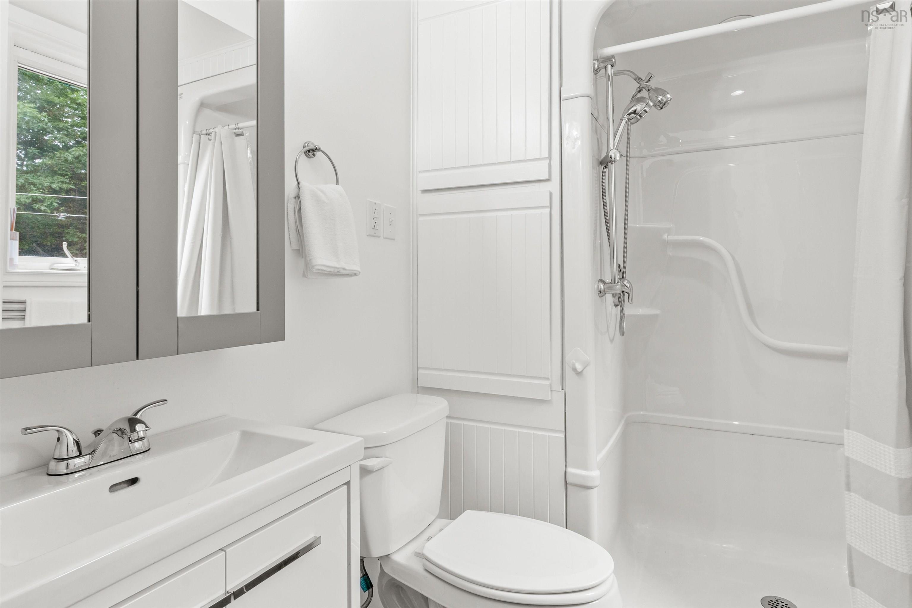 $549,900.00: 33 Josephine Court, Dartmouth