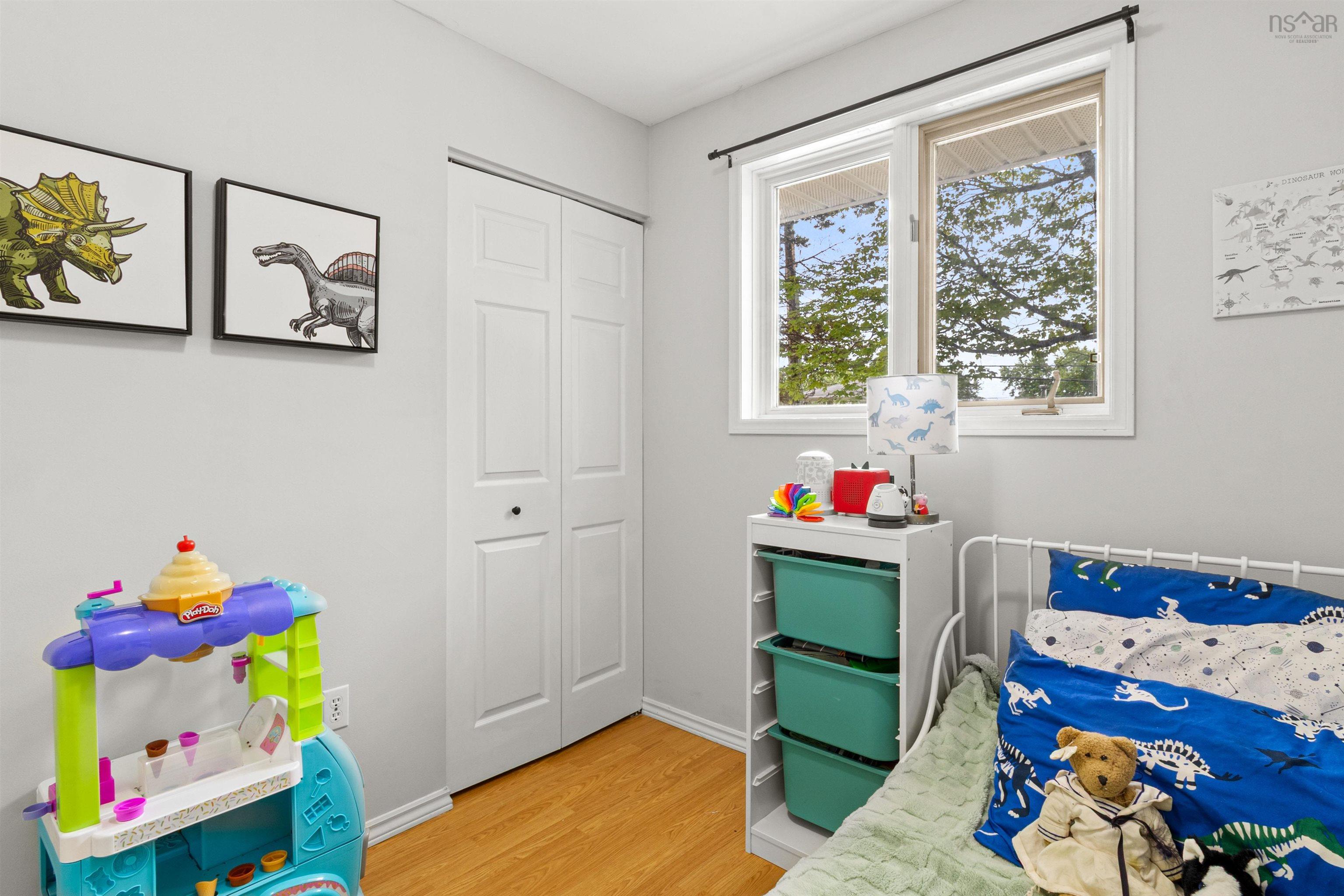 $549,900.00: 33 Josephine Court, Dartmouth