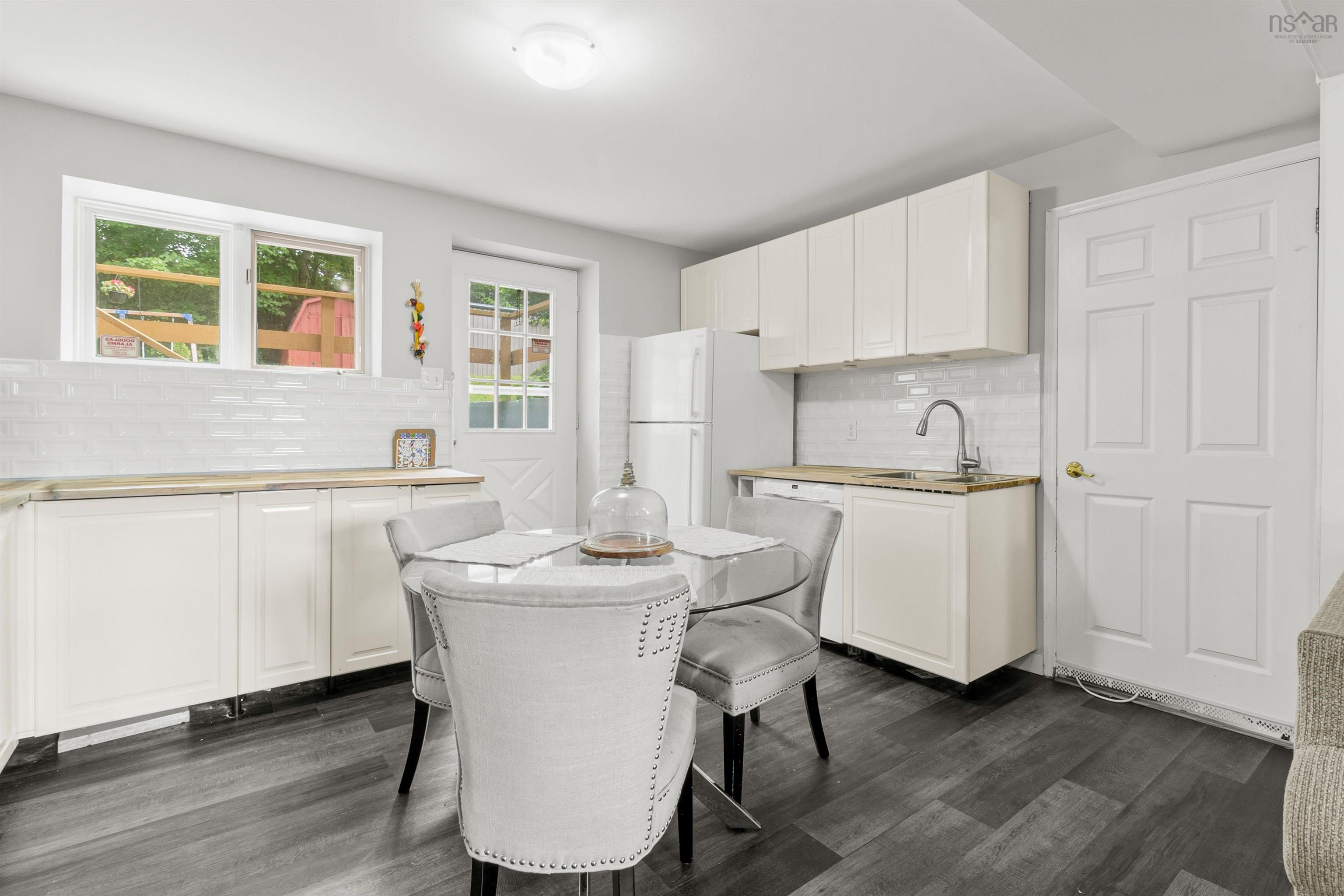 $549,900.00: 33 Josephine Court, Dartmouth