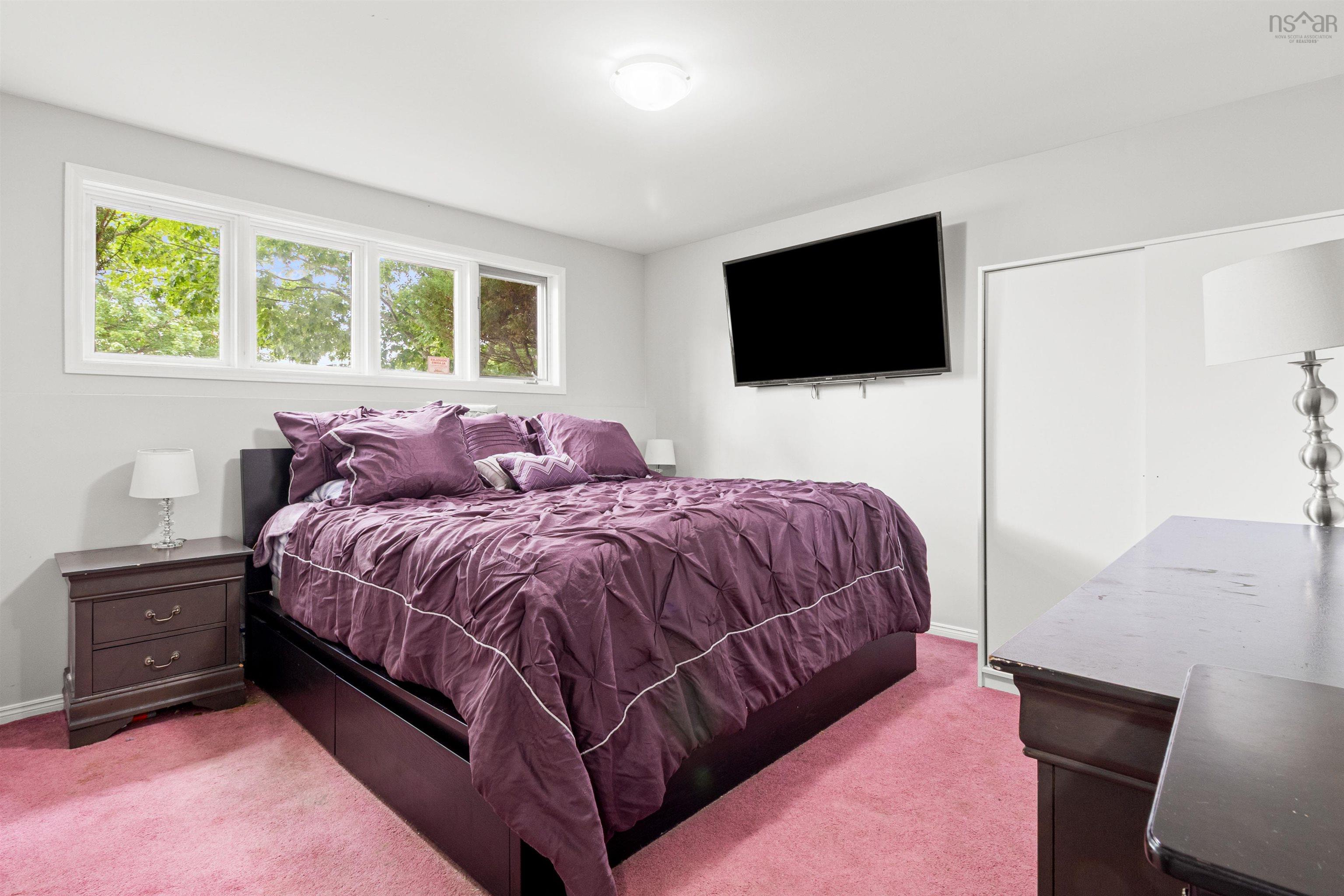 $549,900.00: 33 Josephine Court, Dartmouth