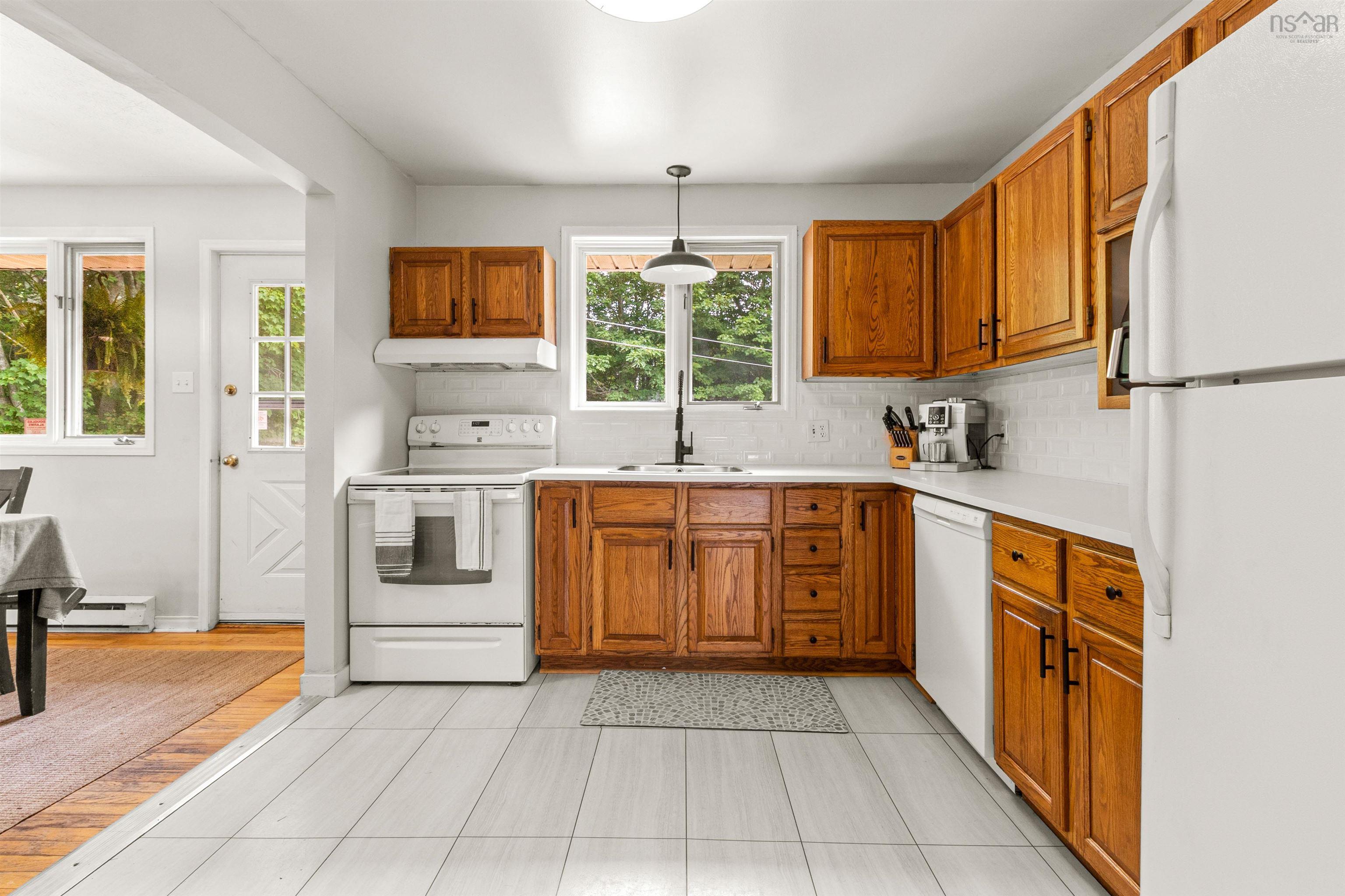 $549,900.00: 33 Josephine Court, Dartmouth