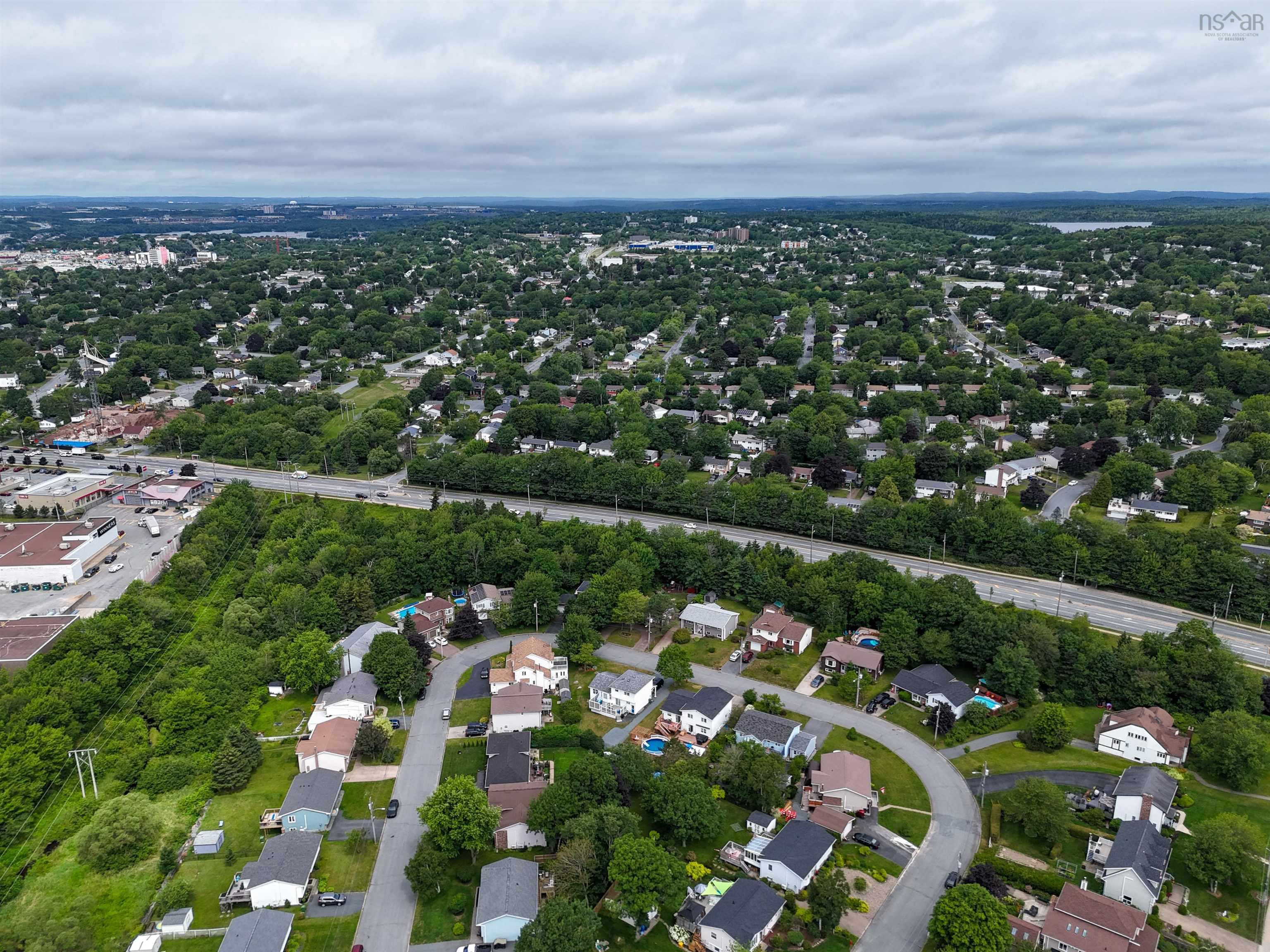 $549,900.00: 33 Josephine Court, Dartmouth