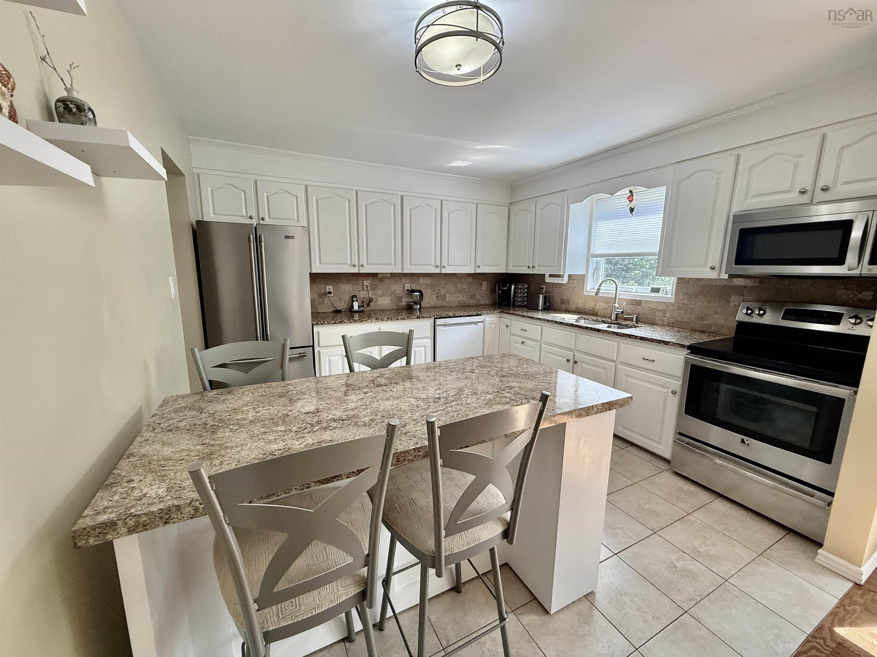 $669,000.00: 58 Shoreview Drive, Bedford