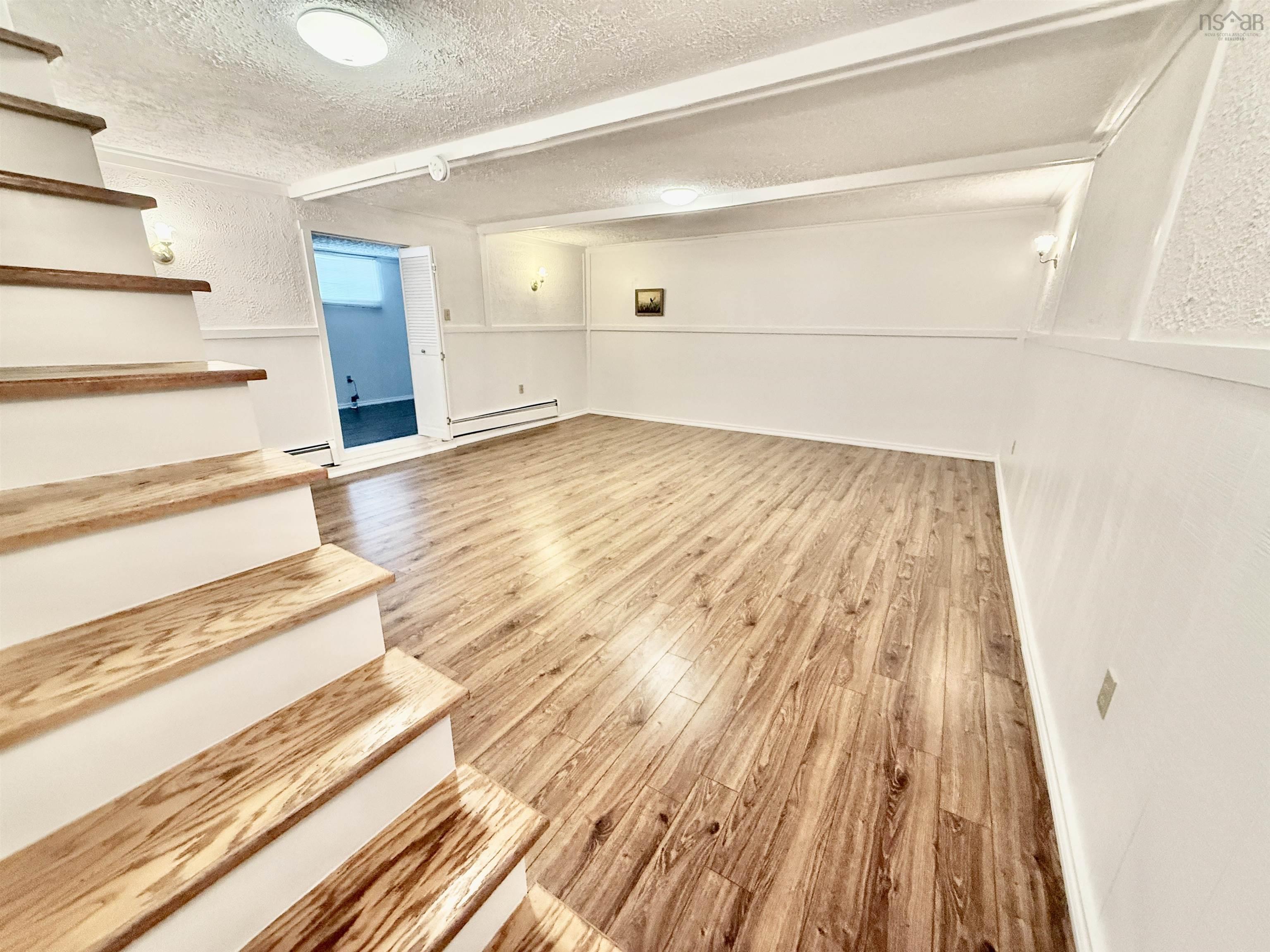 $669,000.00: 58 Shoreview Drive, Bedford