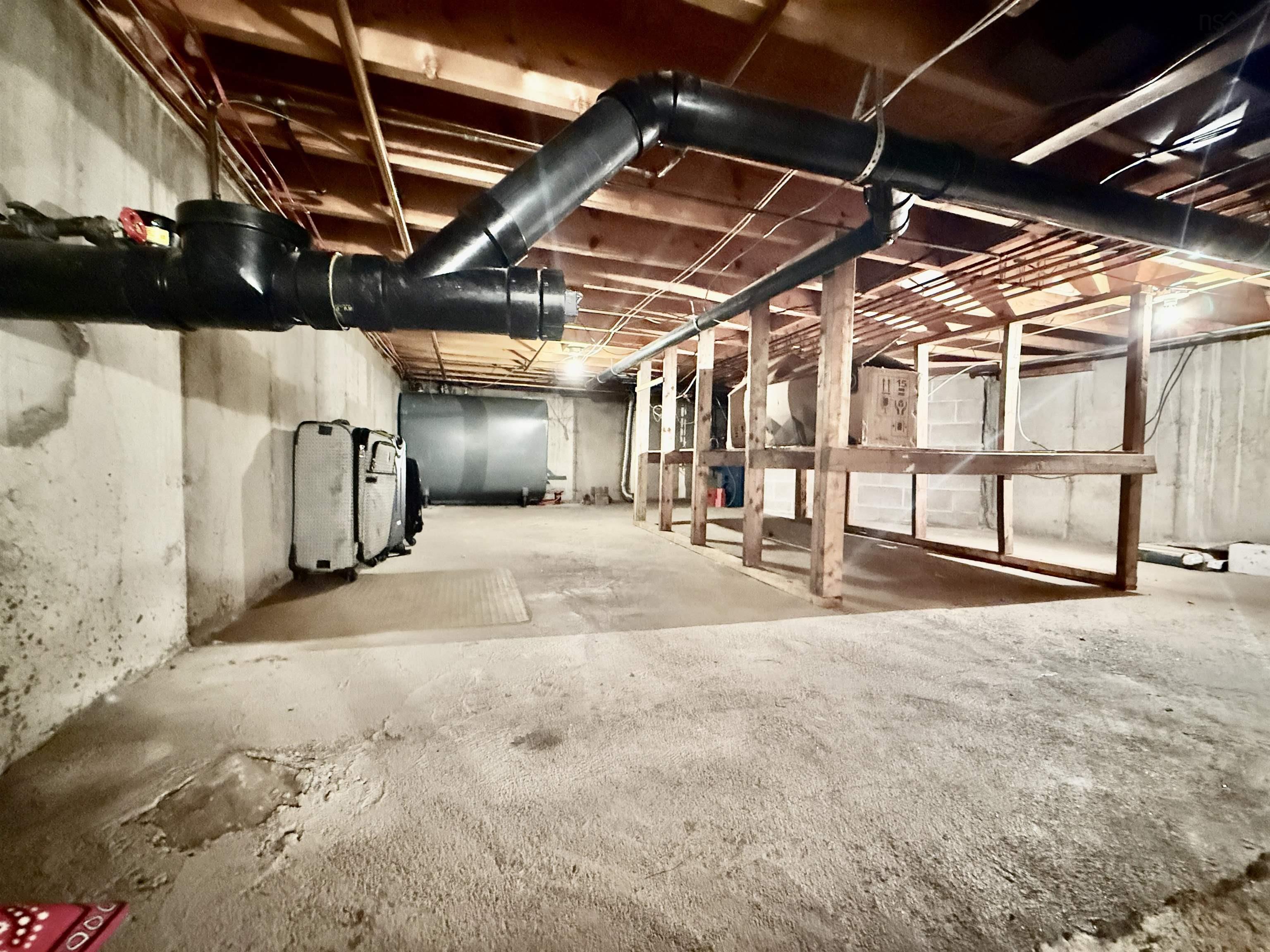 $669,000.00: 58 Shoreview Drive, Bedford