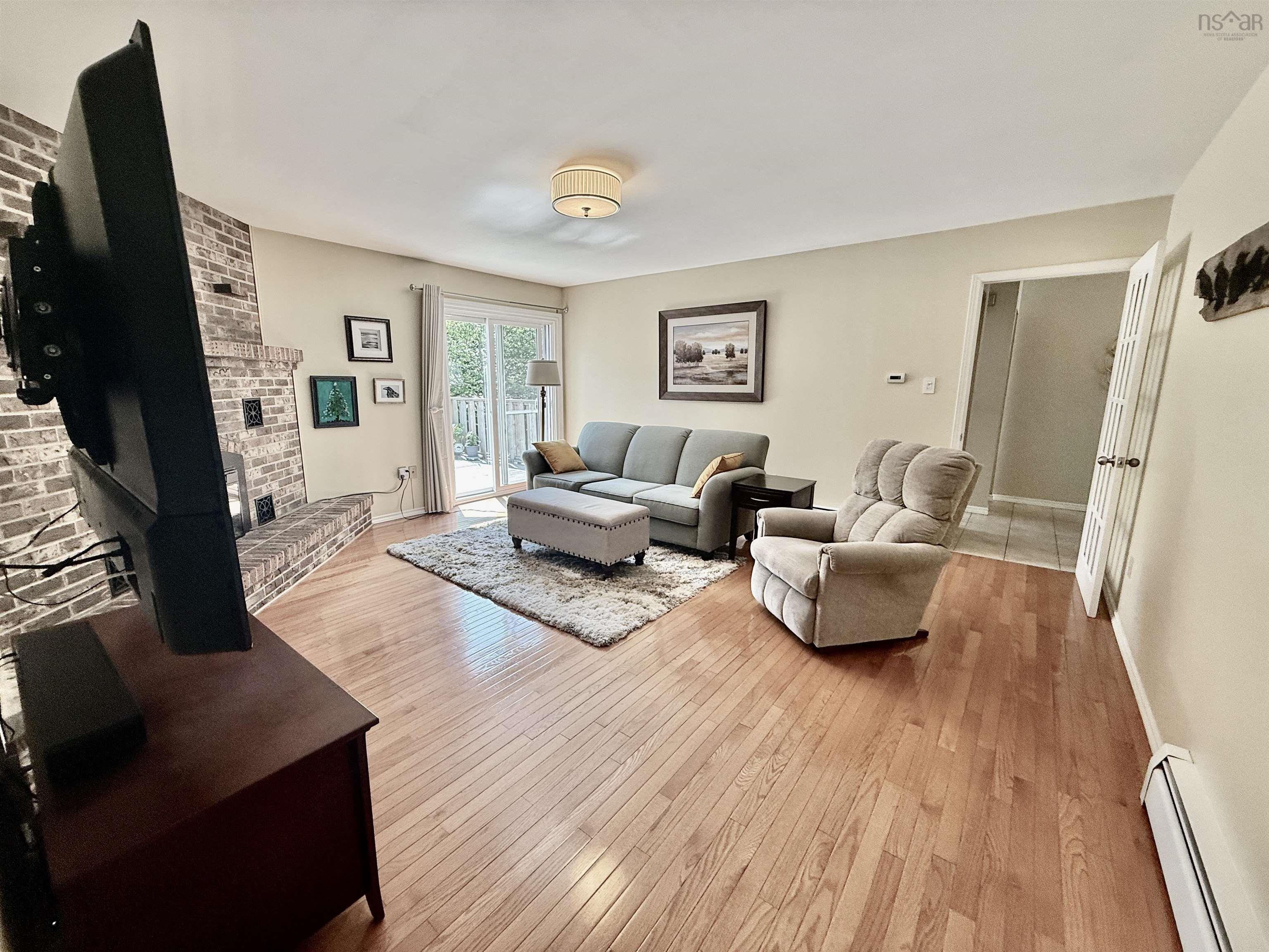 $669,000.00: 58 Shoreview Drive, Bedford