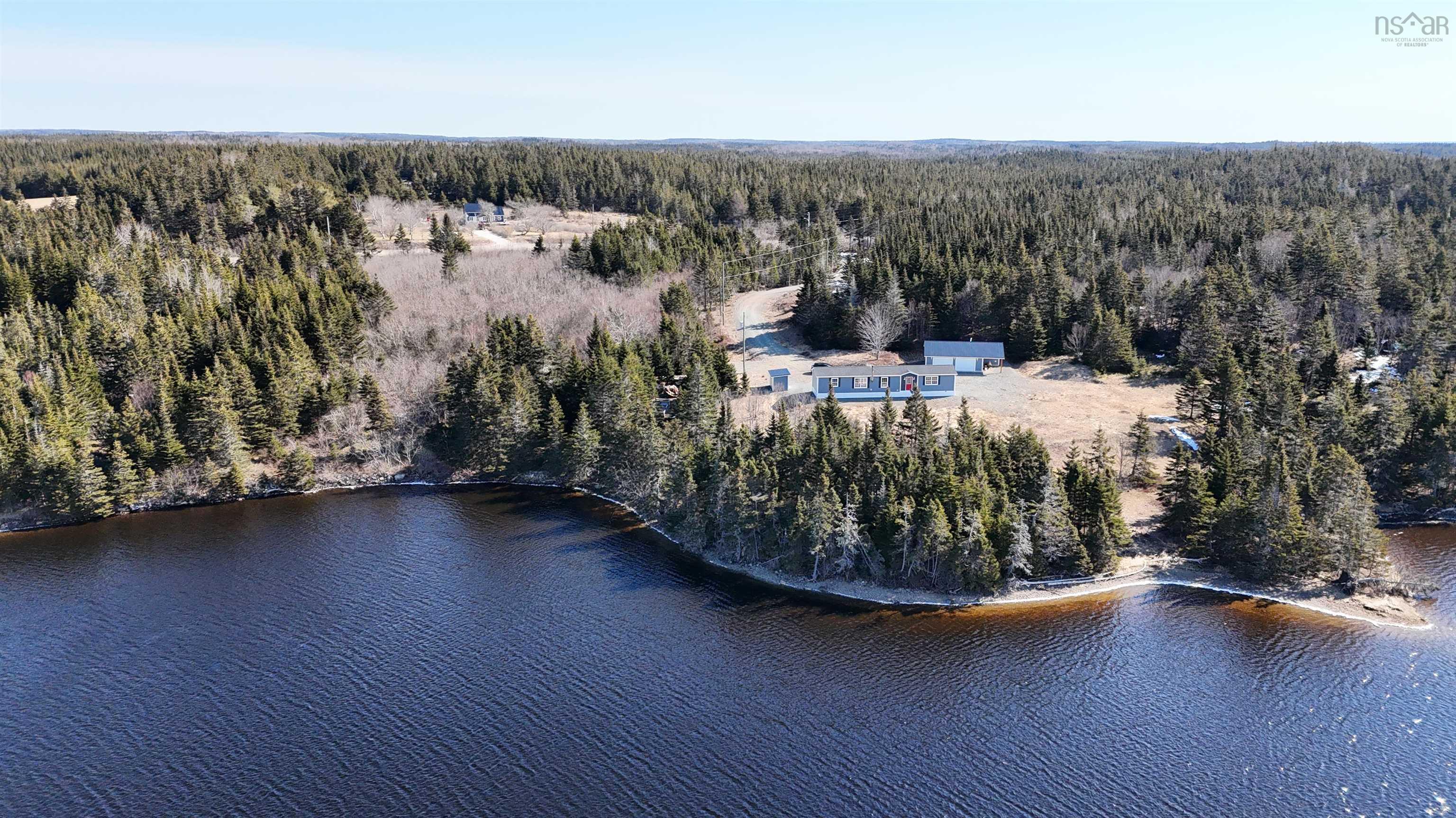 $389,000.00: 290 Eastside Grand River, Grand River