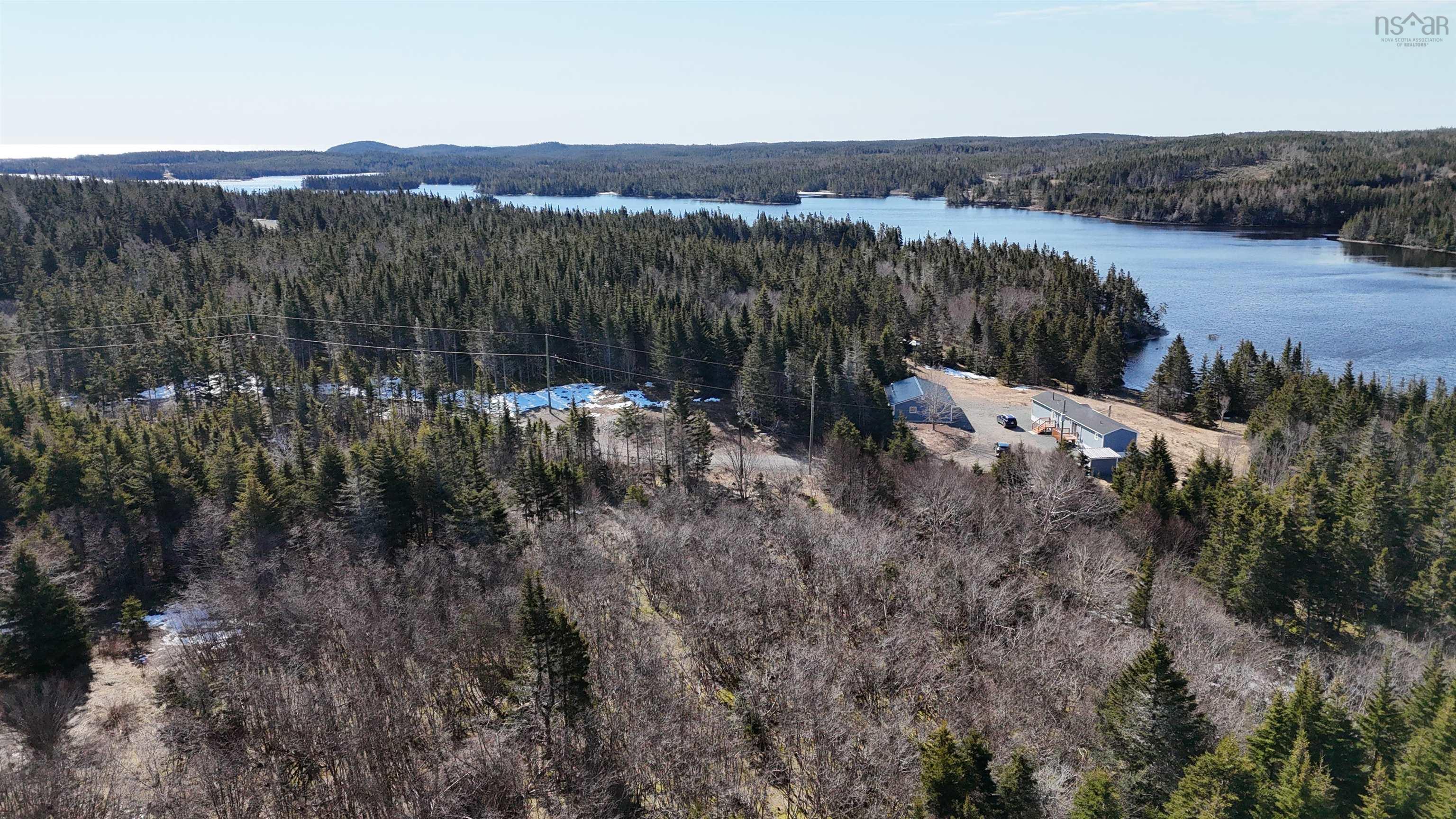 $389,000.00: 290 Eastside Grand River, Grand River