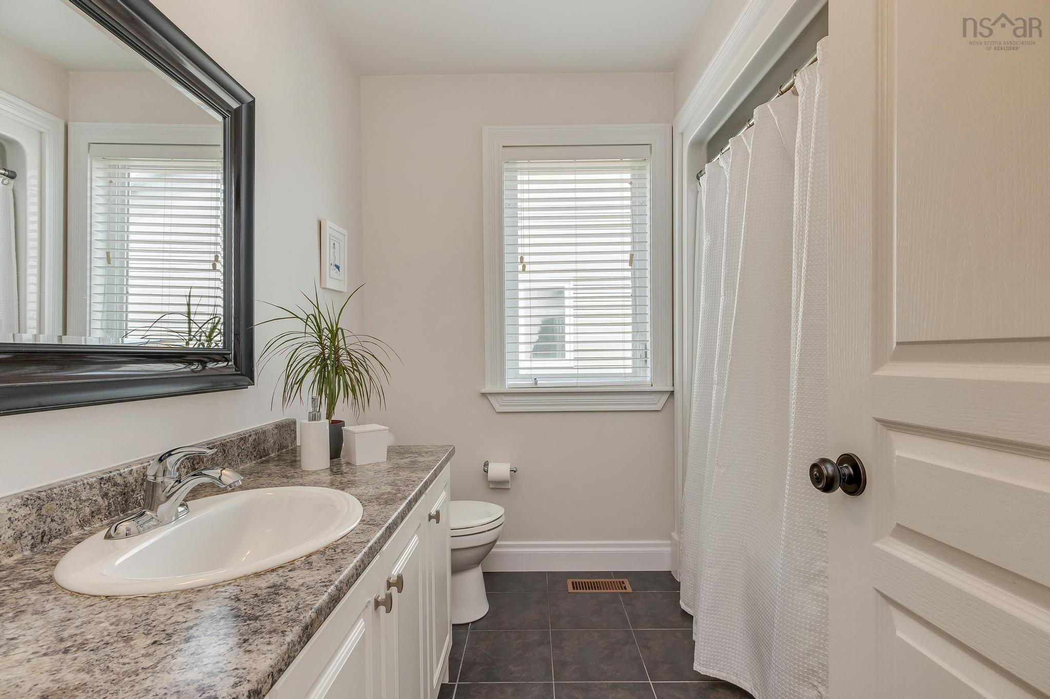 $839,900.00: 20 Haystead Ridge, Bedford