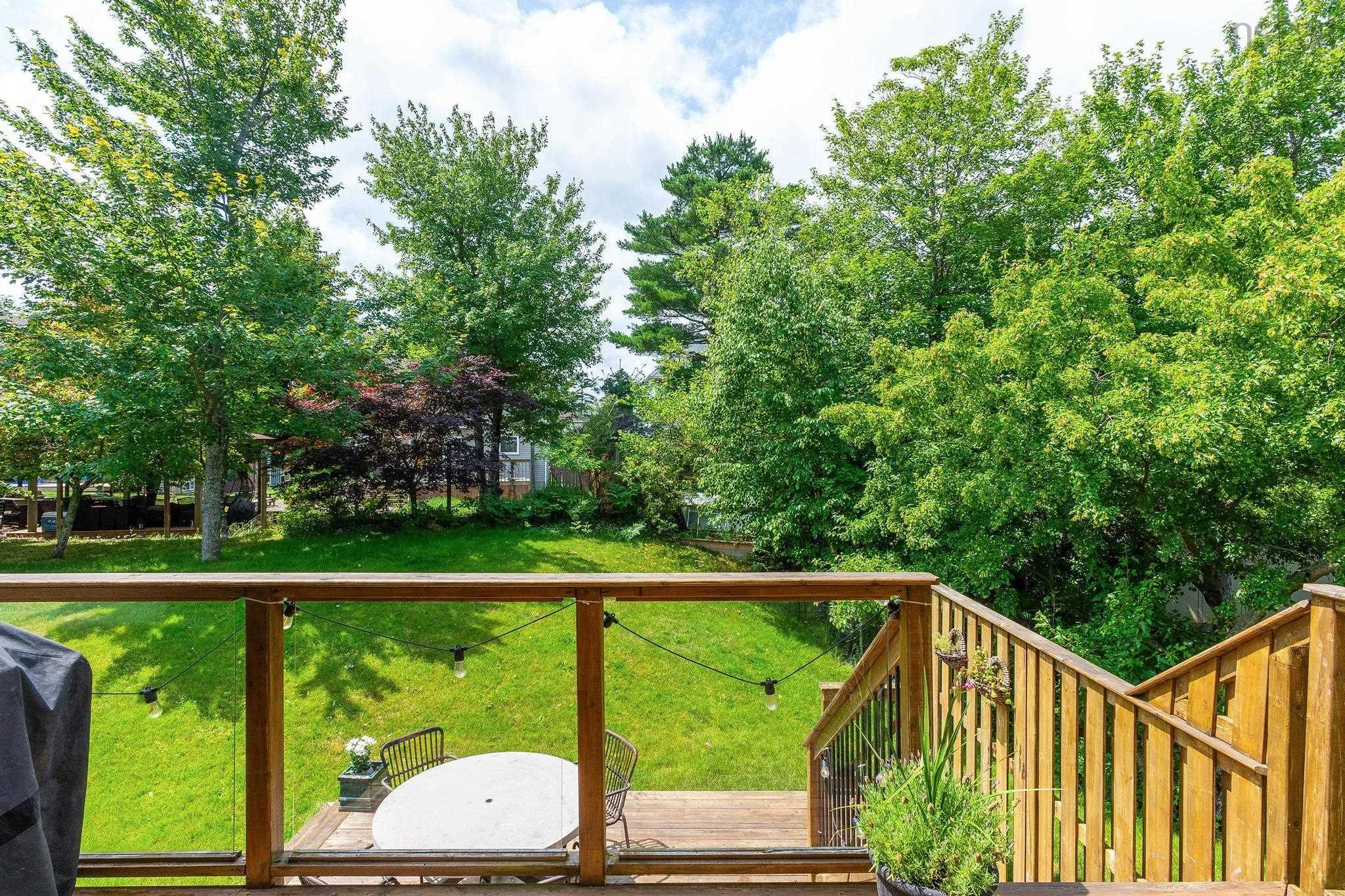 $839,900.00: 20 Haystead Ridge, Bedford