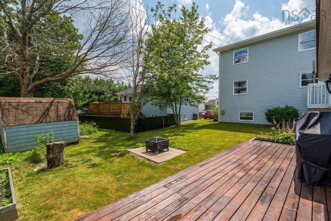 $609,900.00: 5 Aspen Grove, Timberlea