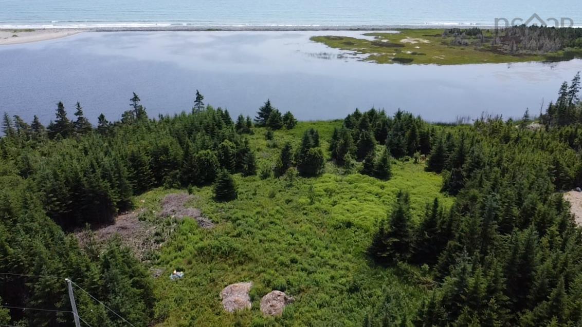 $189,900.00: 31 Kaakwogook Way, Clam Bay