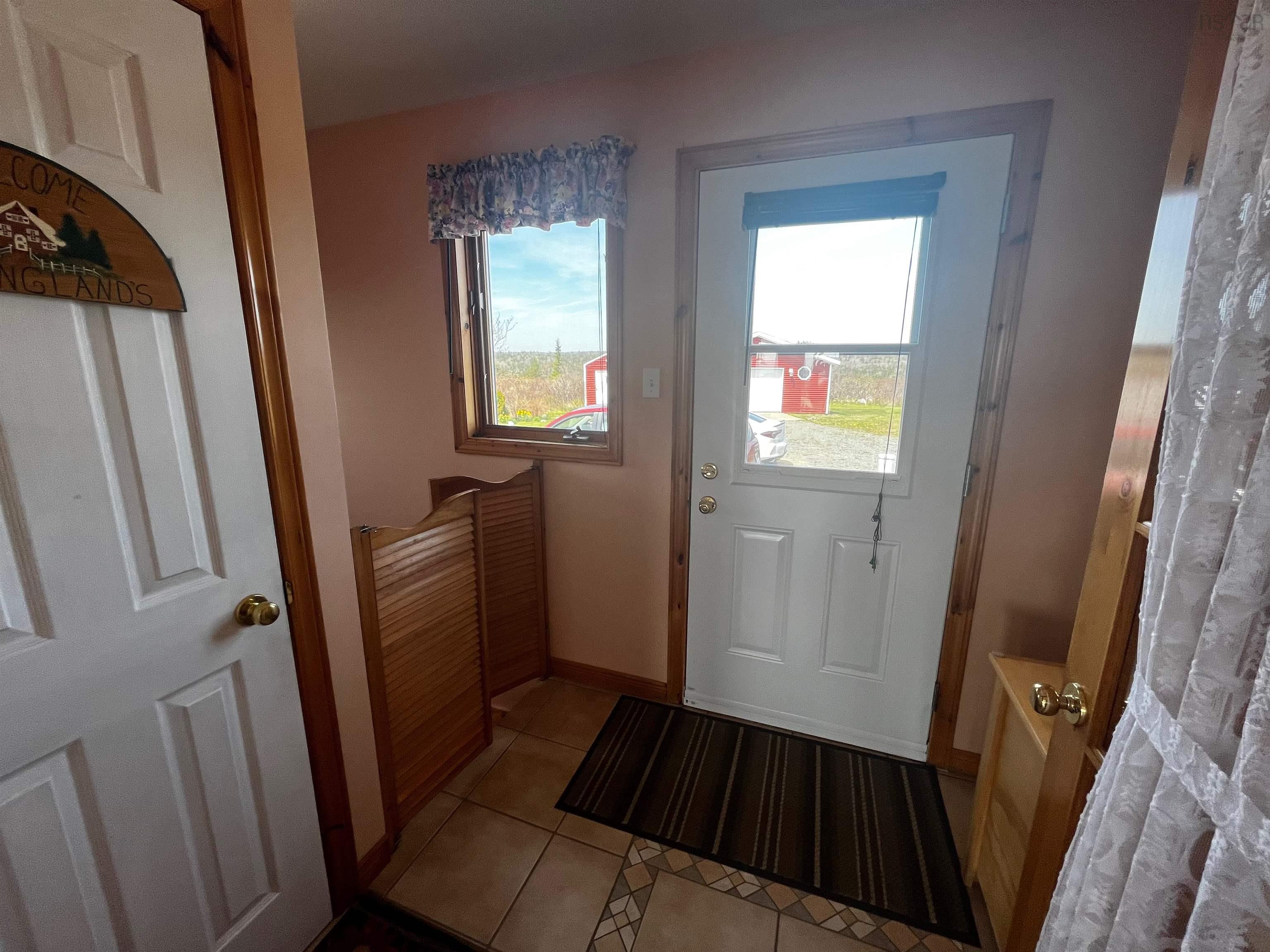 $339,000.00: 25 North Road, Charlos Cove