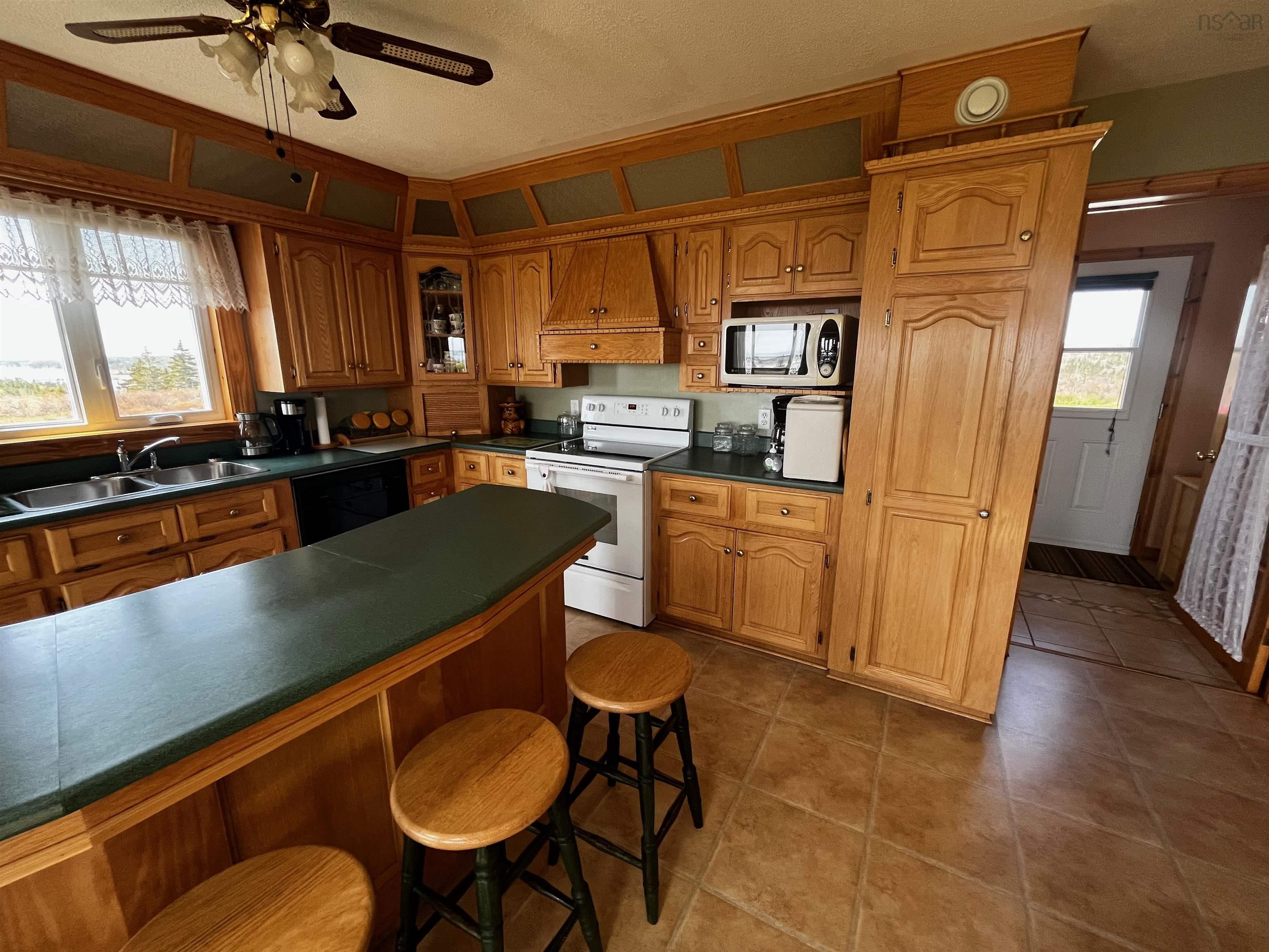 $339,000.00: 25 North Road, Charlos Cove