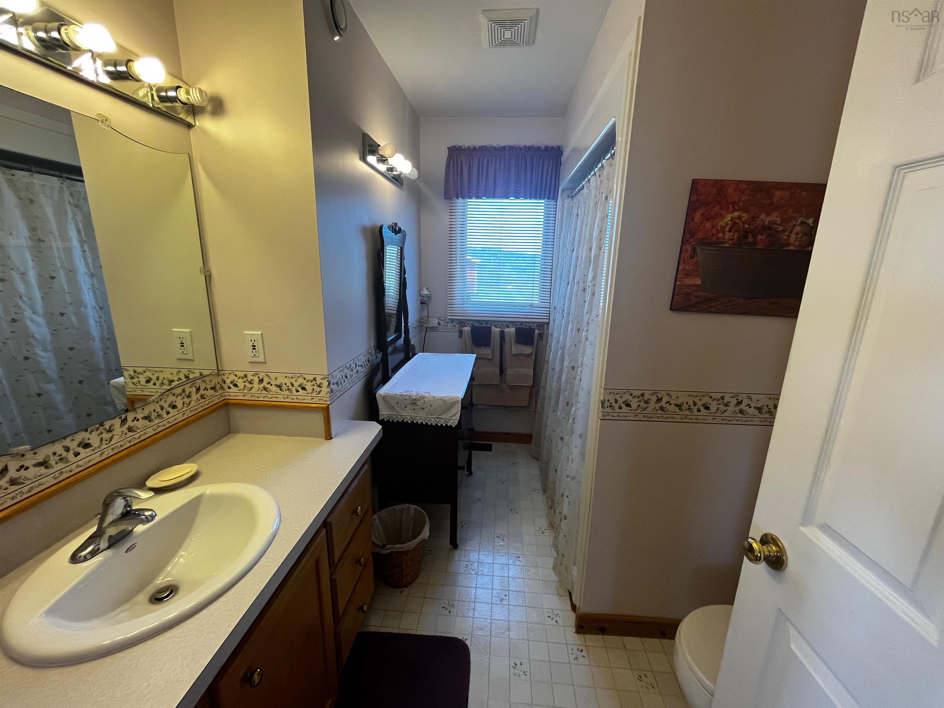 $339,000.00: 25 North Road, Charlos Cove