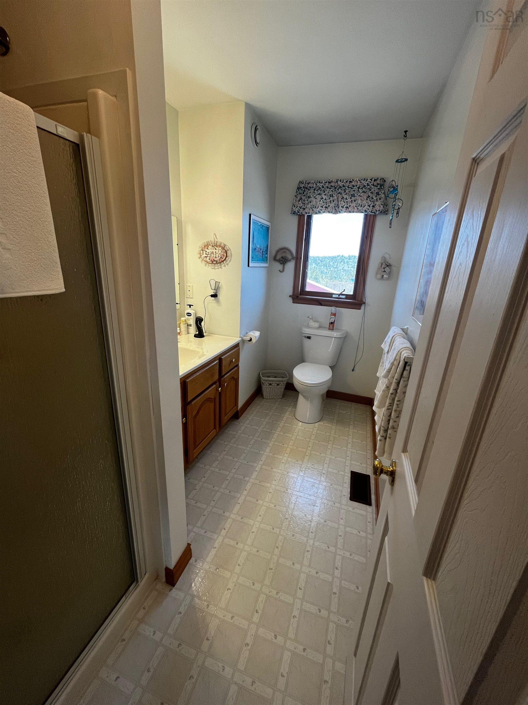 $339,000.00: 25 North Road, Charlos Cove