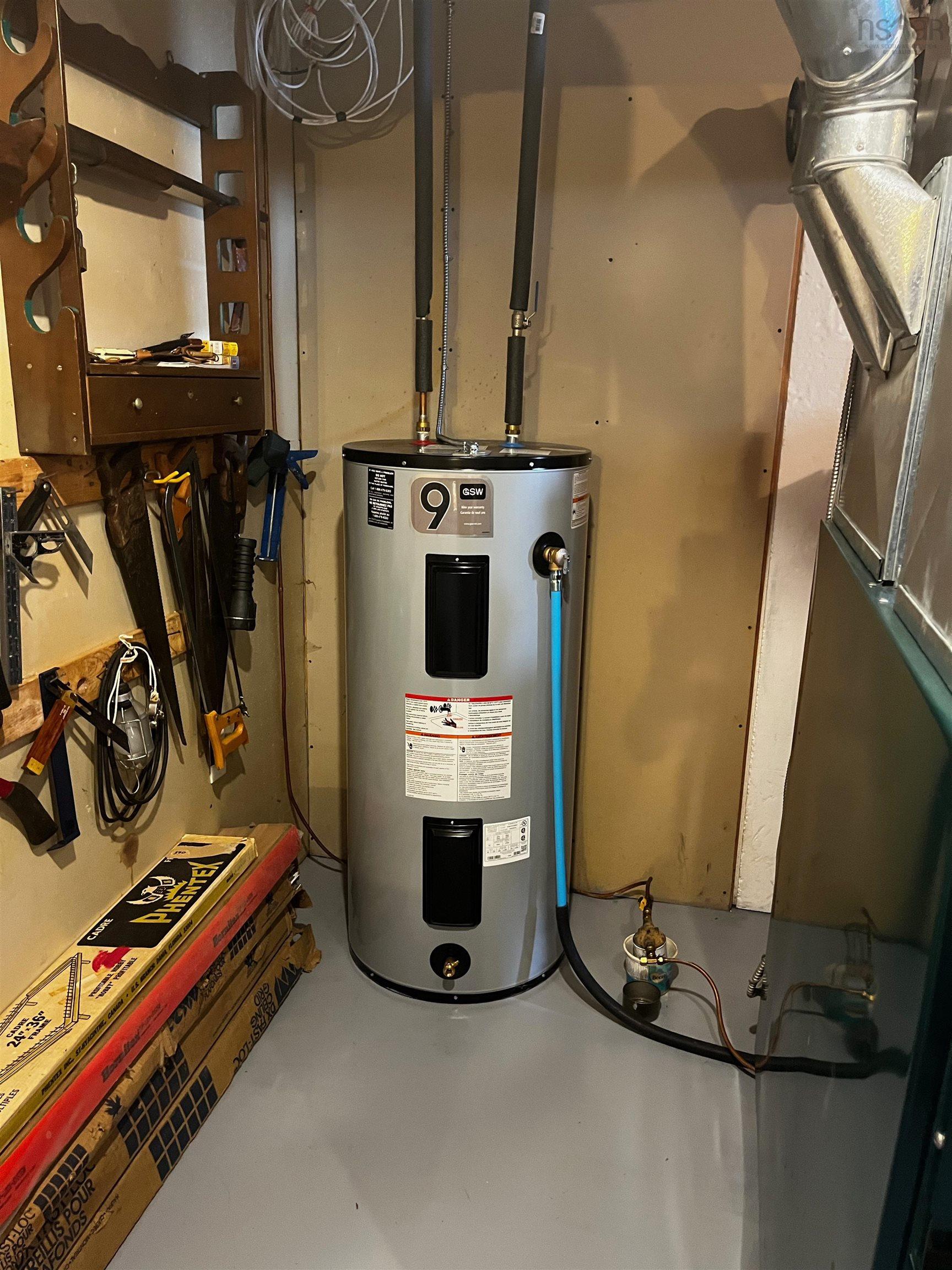 $339,000.00: 25 North Road, Charlos Cove