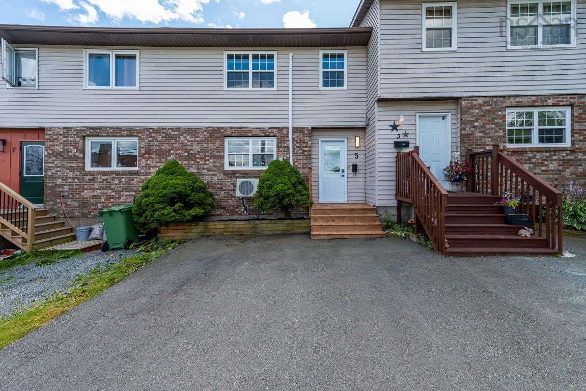 5 Chameau Crescent, Cole Harbour, NS (MLS® 202518633)