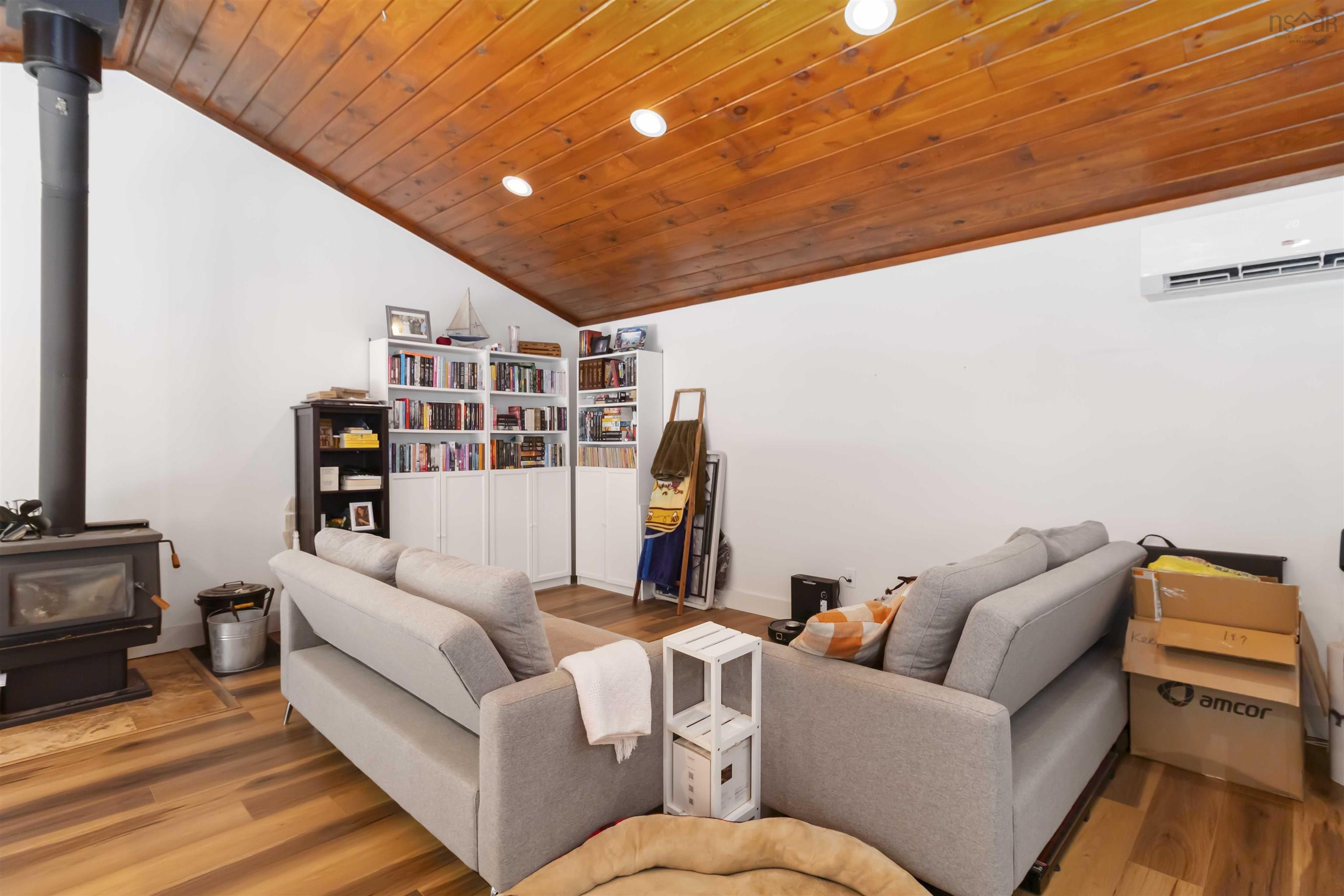 $299,900.00: 15 Elizabeth Avenue, New Germany