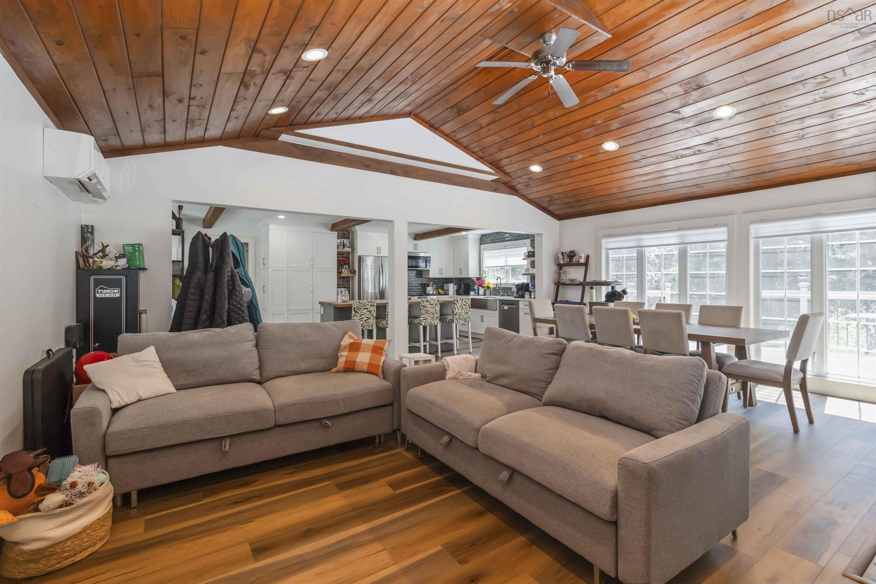 $299,900.00: 15 Elizabeth Avenue, New Germany