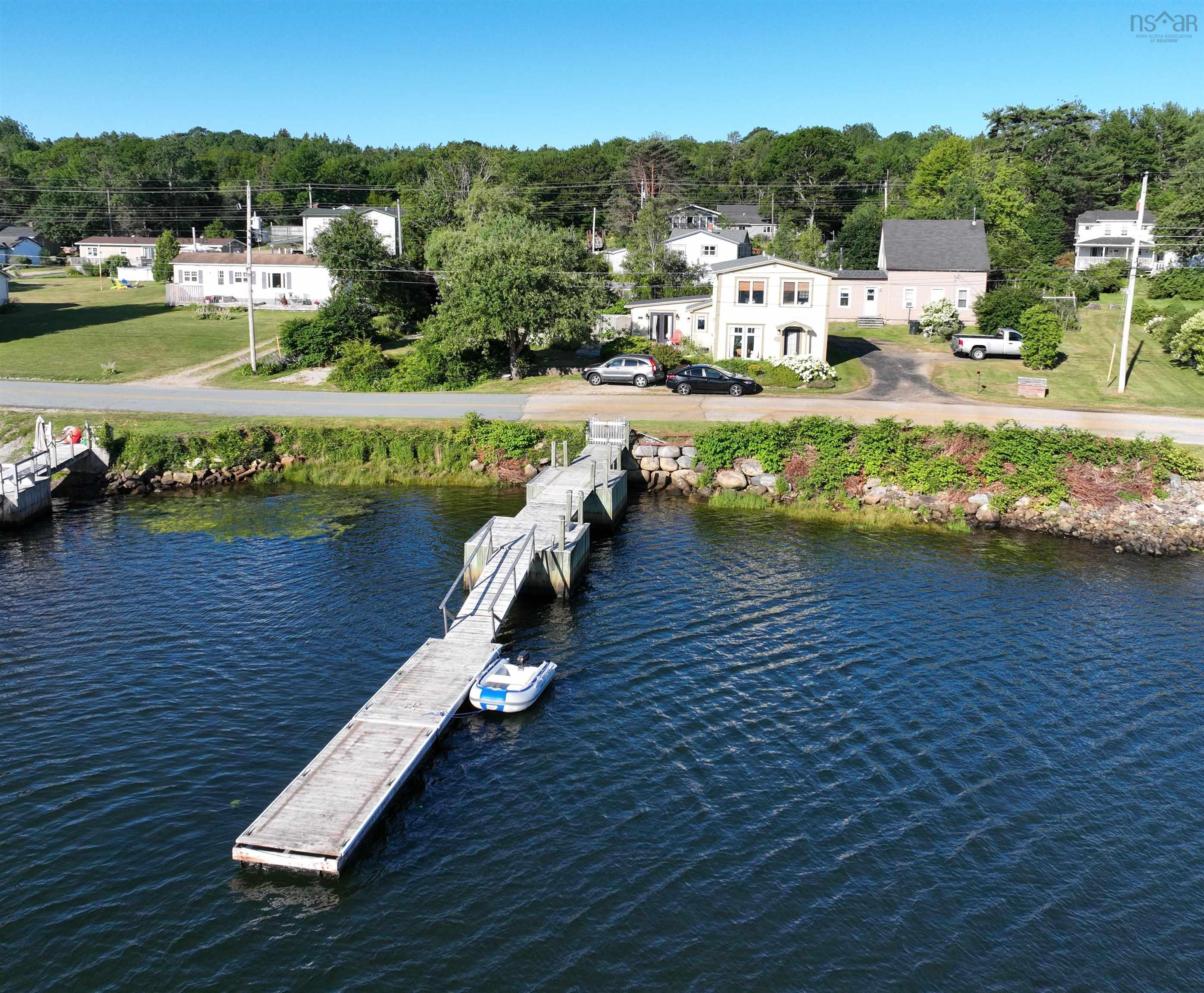 $475,000.00: 142 Gold River Road, Gold River