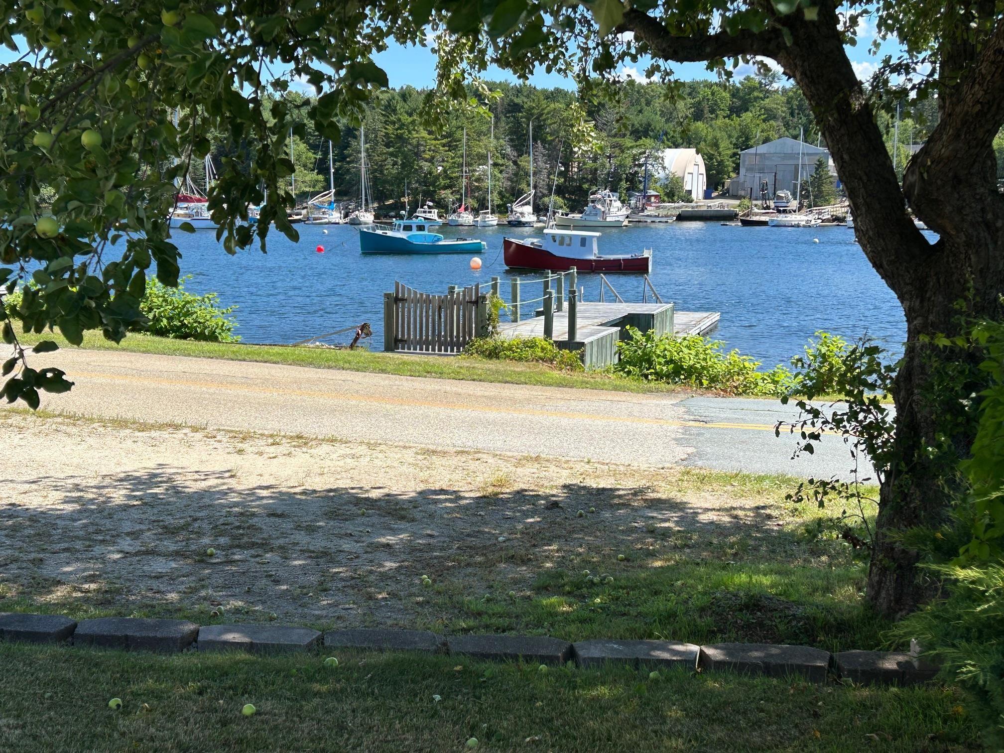 $475,000.00: 142 Gold River Road, Gold River