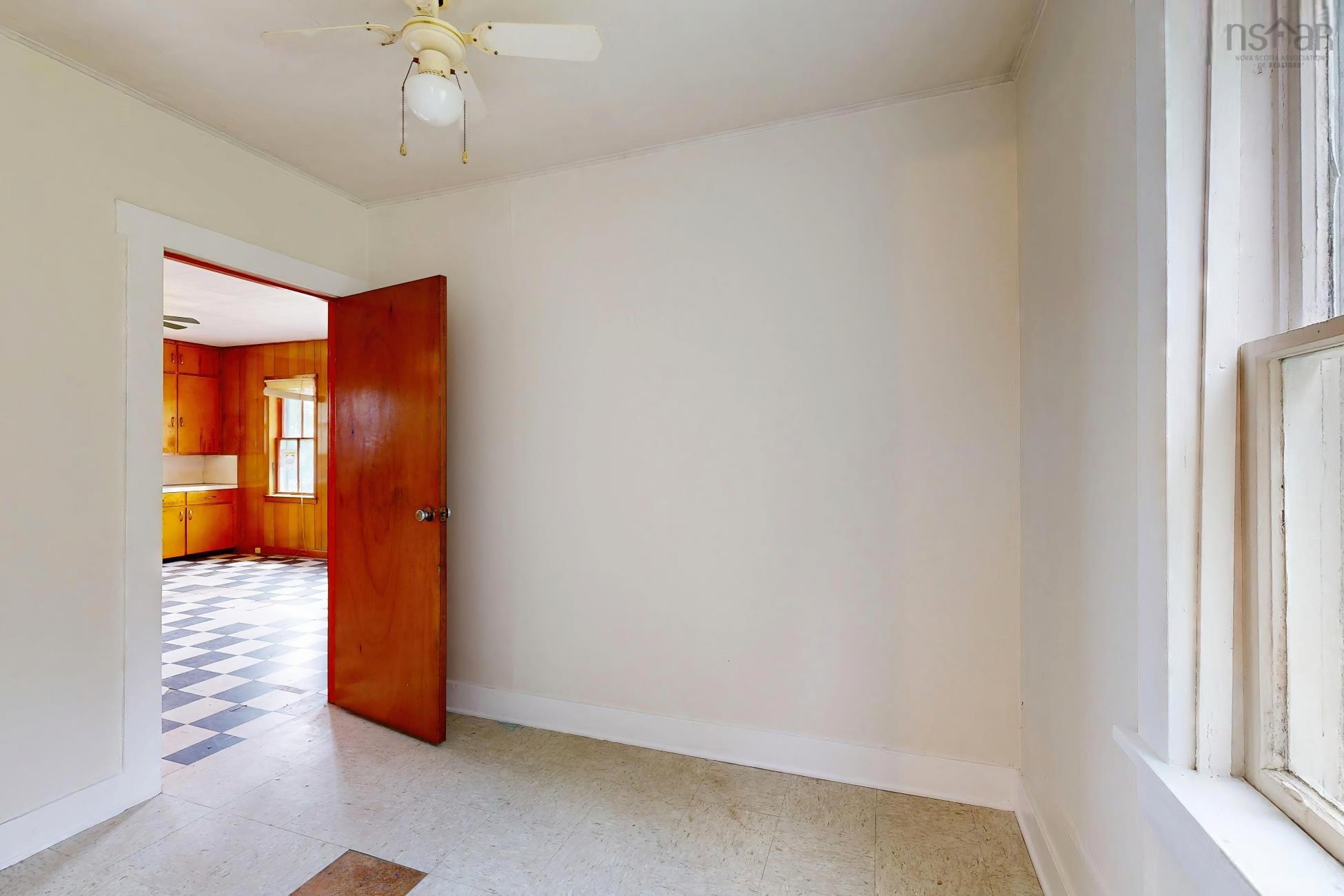 $319,000.00: 462 Mill Cove Shore Road, Birchy Head