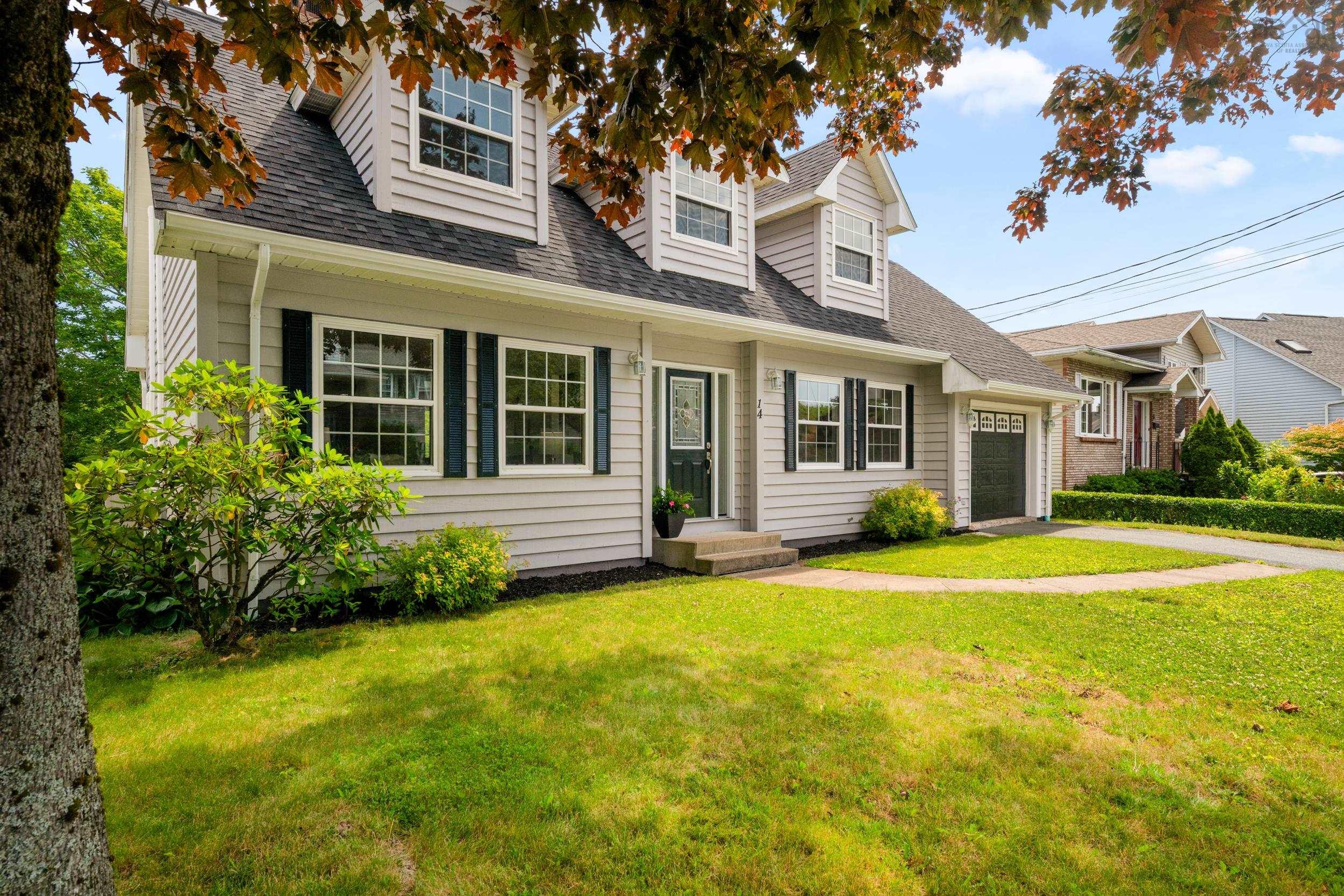 $799,000.00: 14 Whimsical Lake Crescent, Halifax