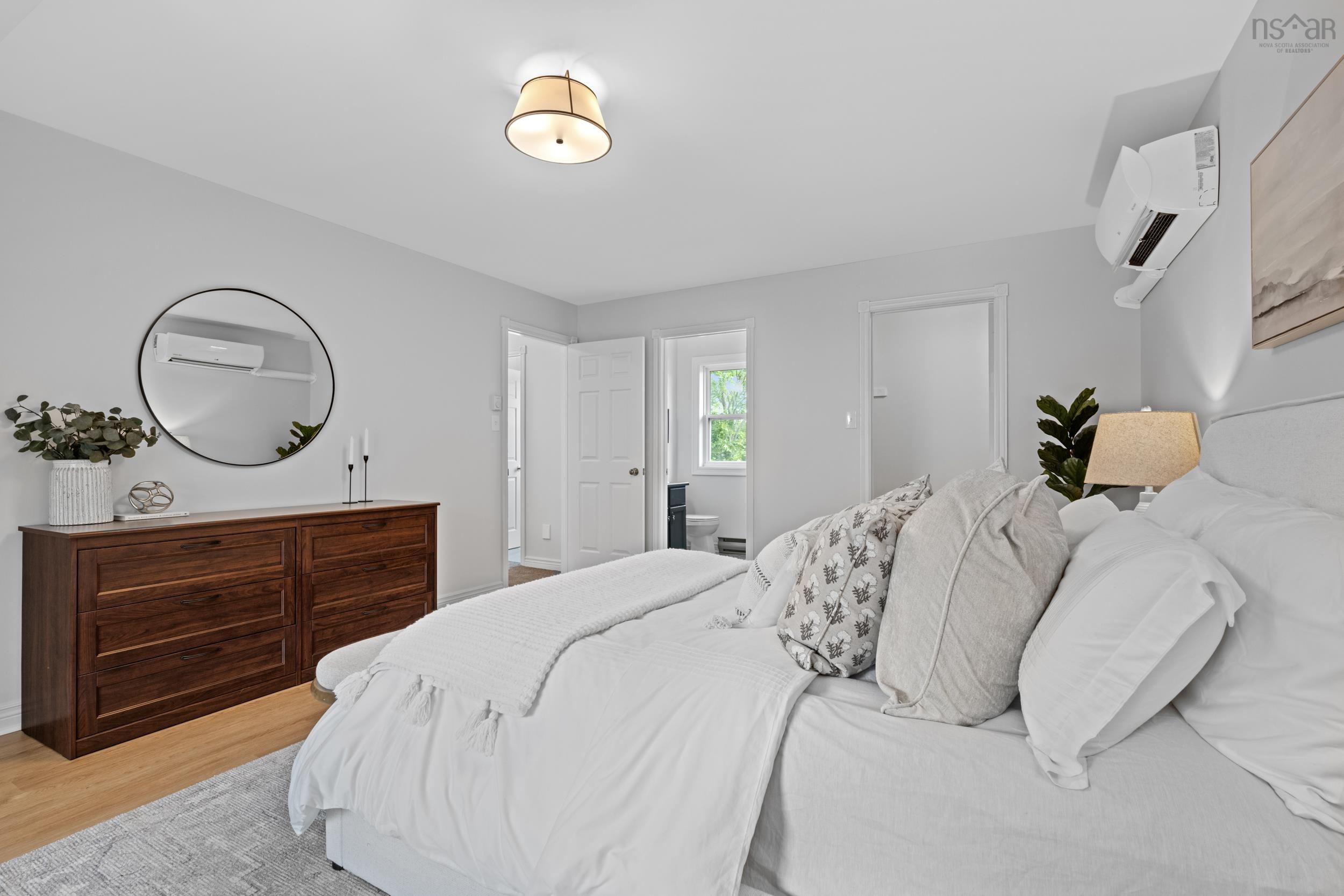 $799,000.00: 14 Whimsical Lake Crescent, Halifax